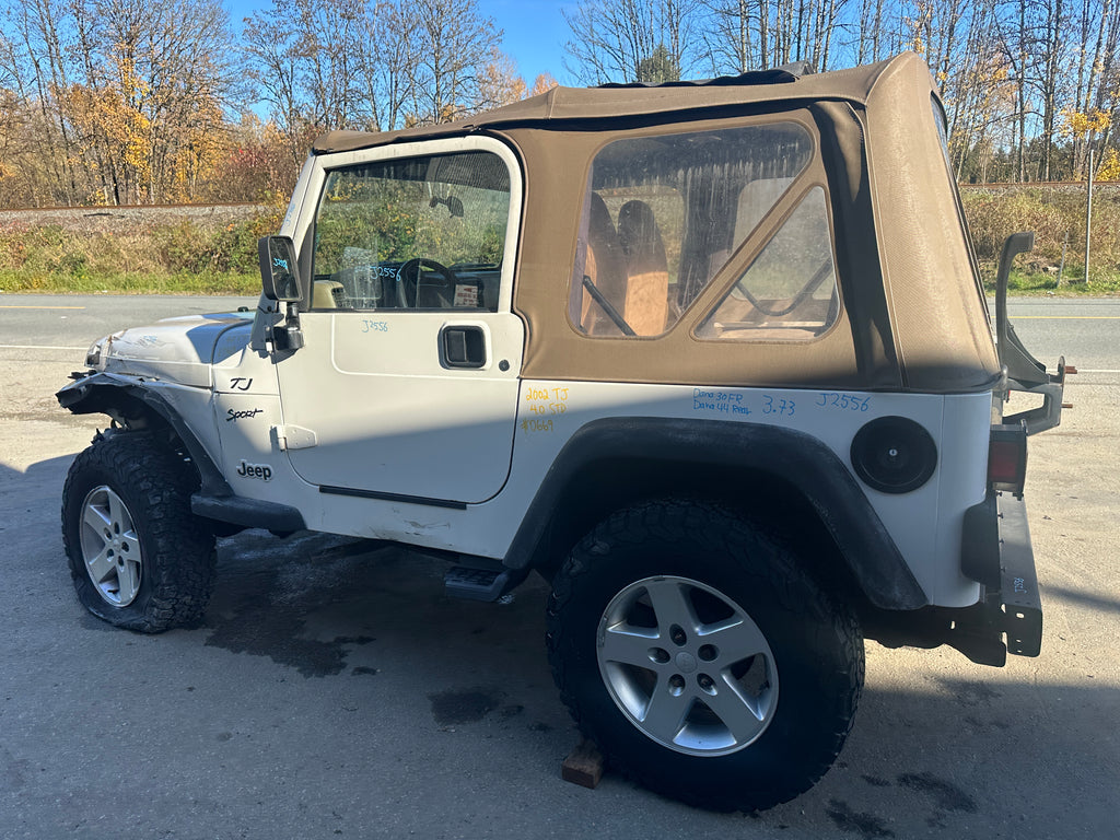 2002 Jeep Wrangler TJ – J2556