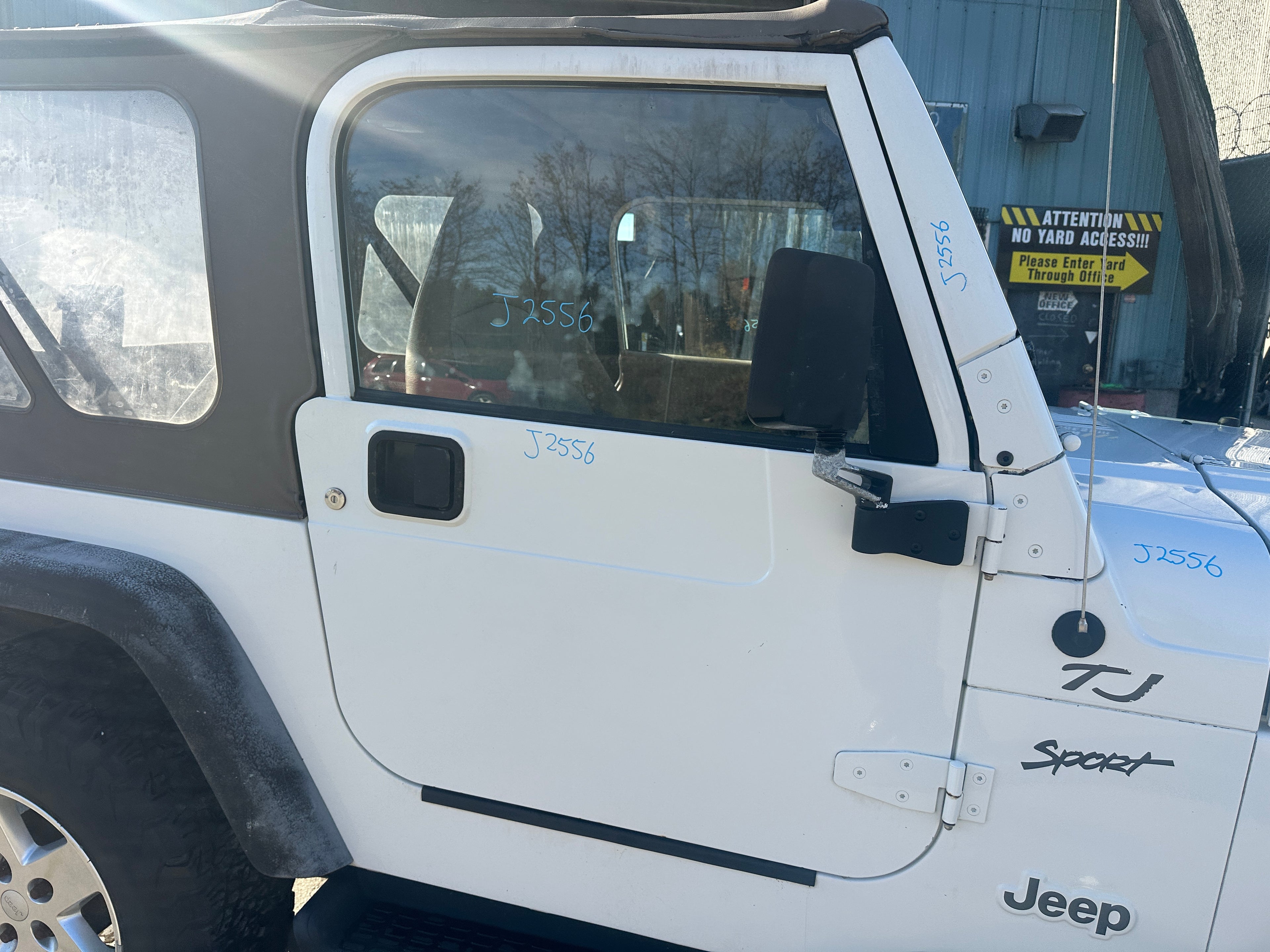 2002 Jeep Wrangler TJ – J2556