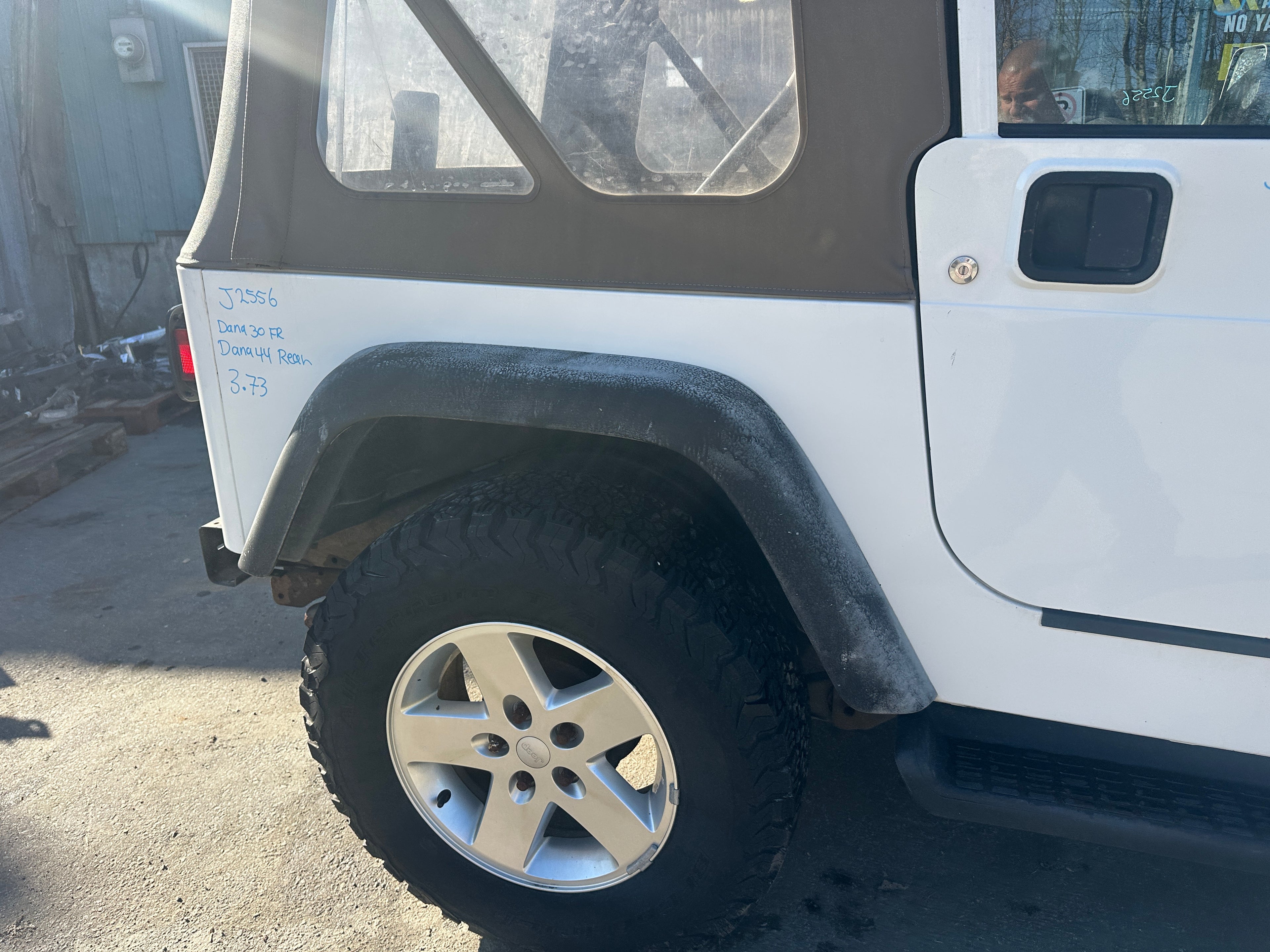 2002 Jeep Wrangler TJ – J2556