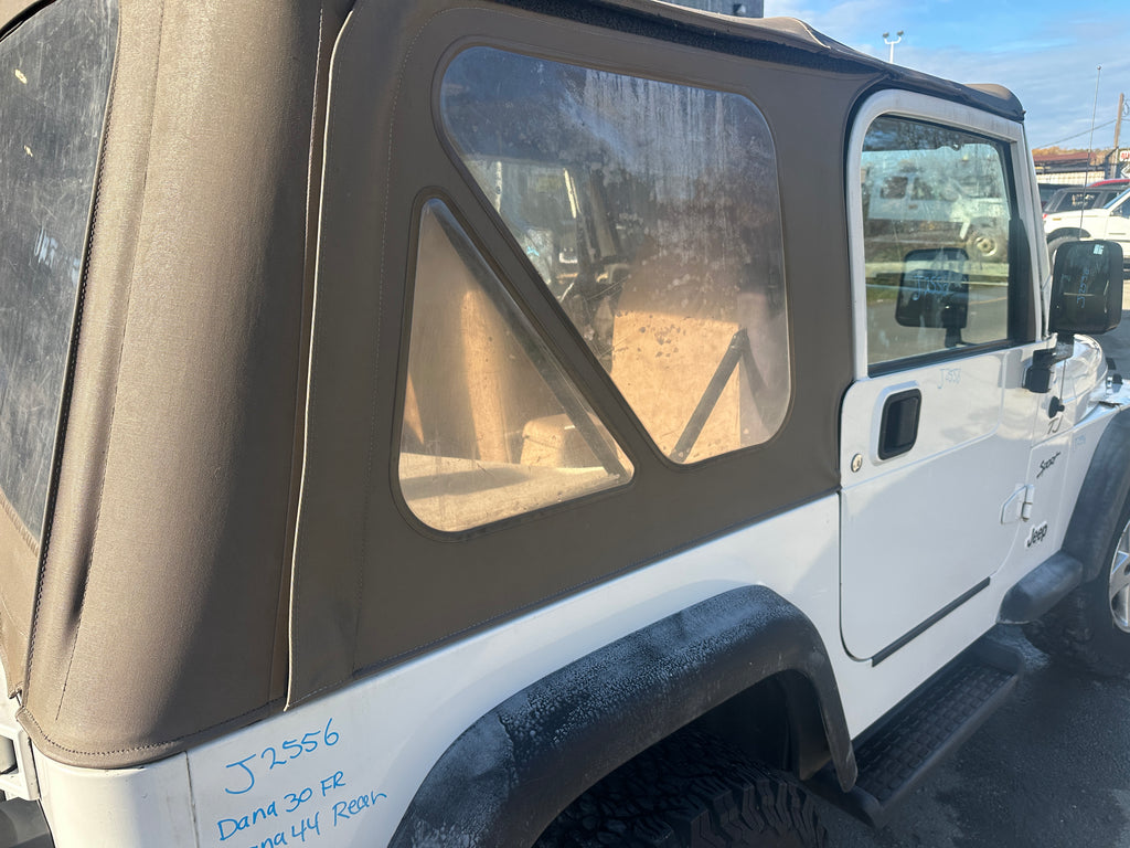 2002 Jeep Wrangler TJ – J2556