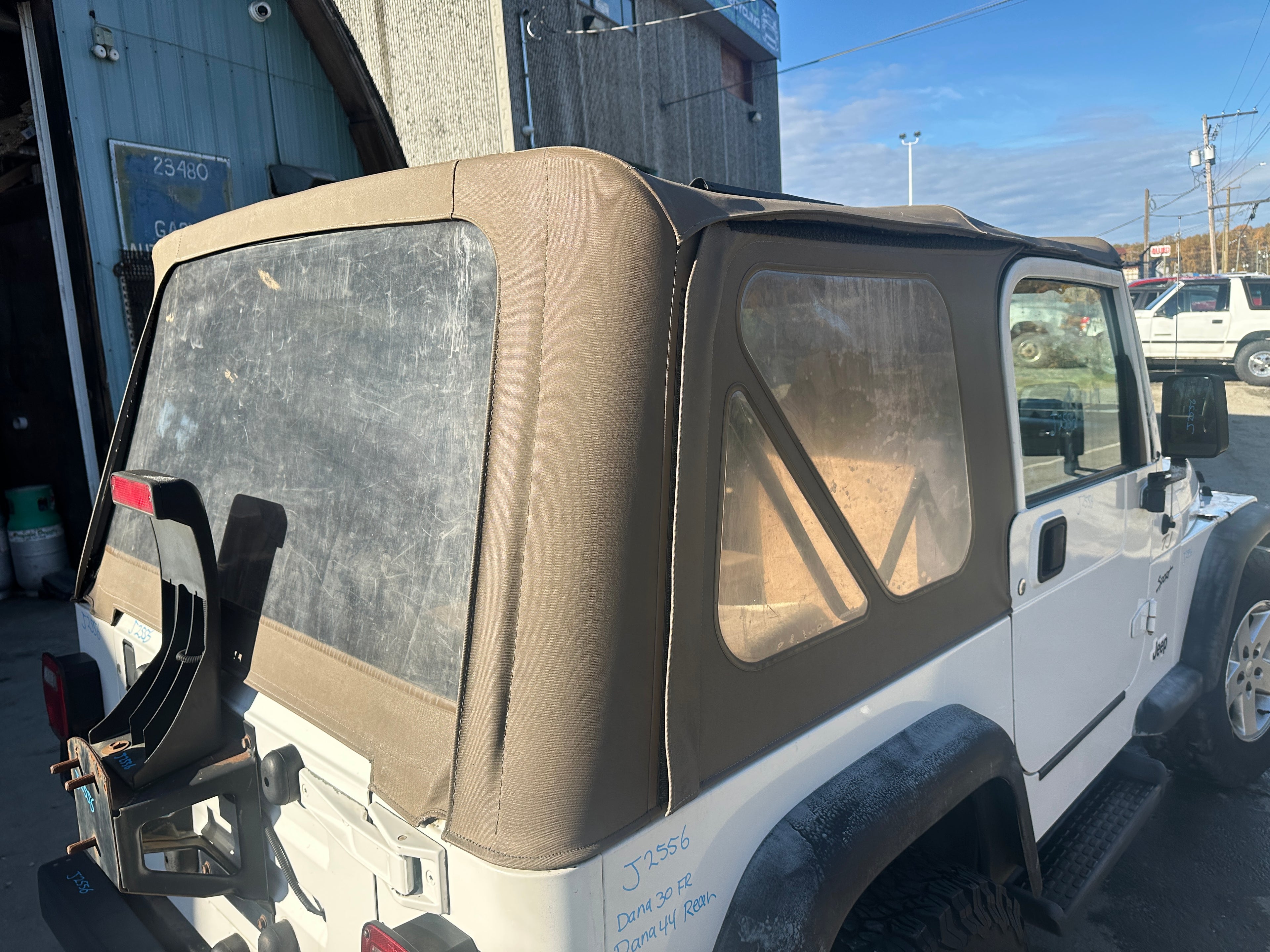 2002 Jeep Wrangler TJ – J2556