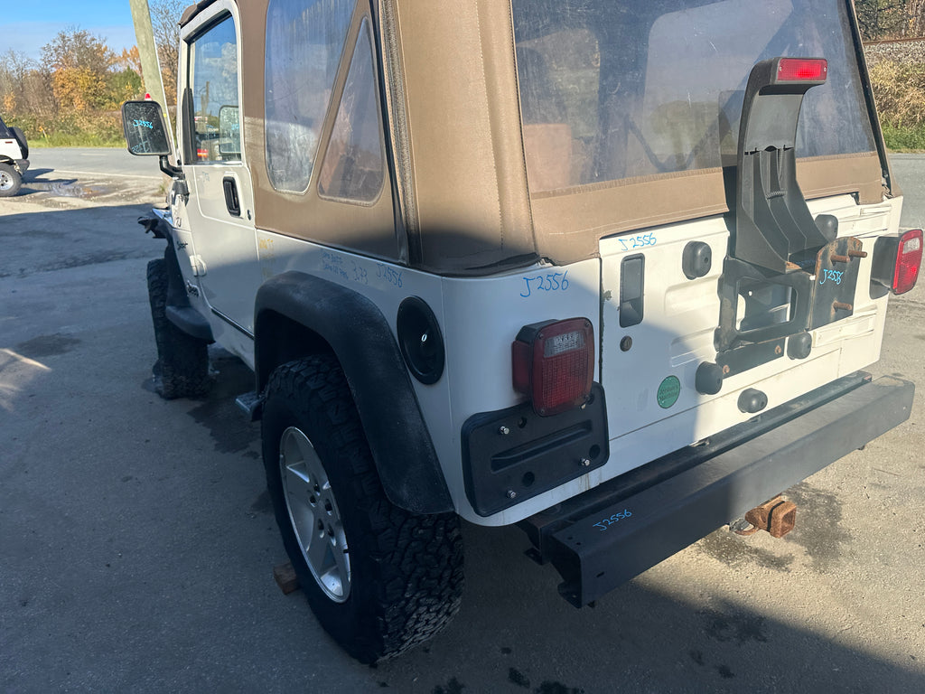 2002 Jeep Wrangler TJ – J2556