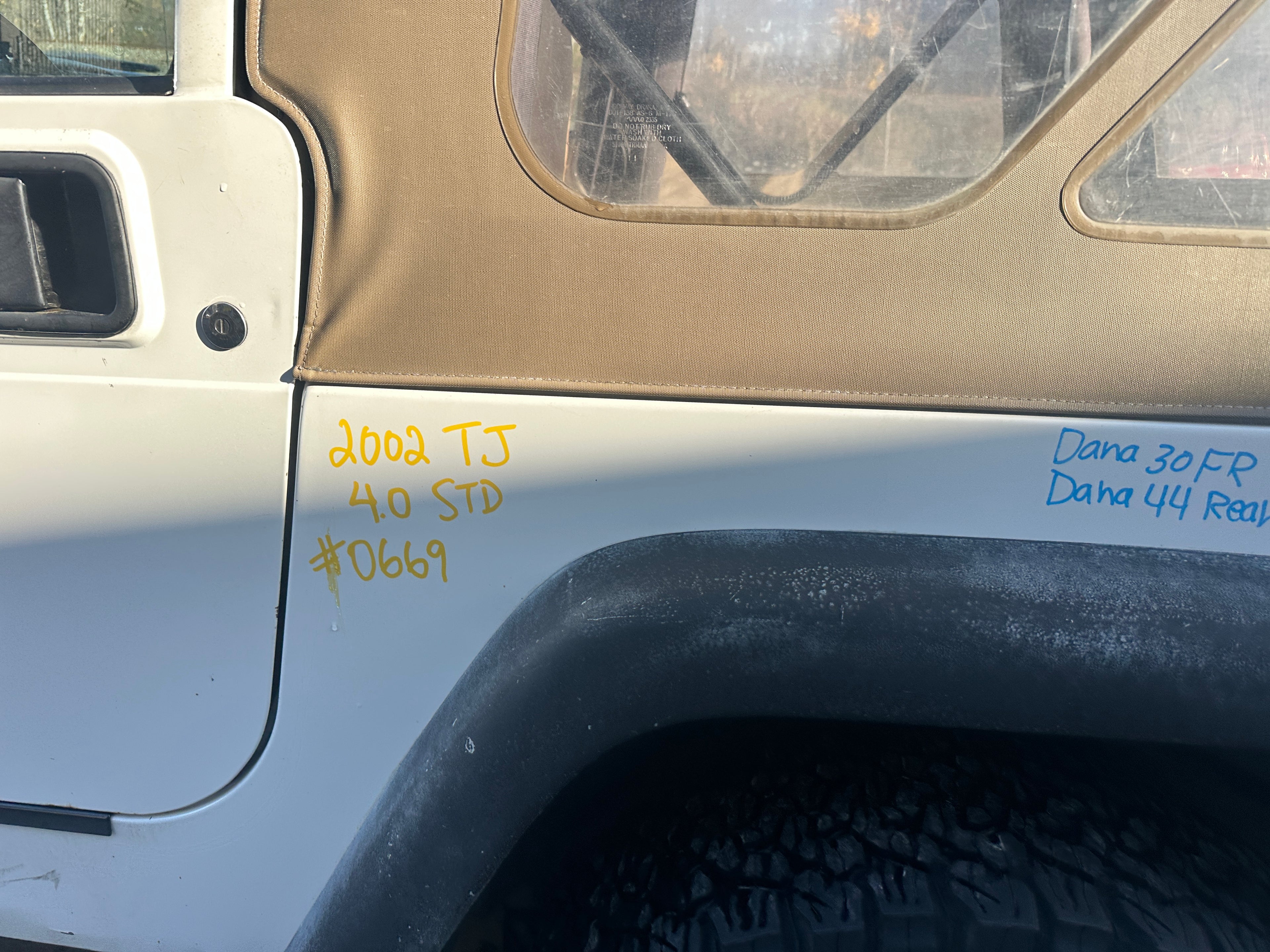 2002 Jeep Wrangler TJ – J2556