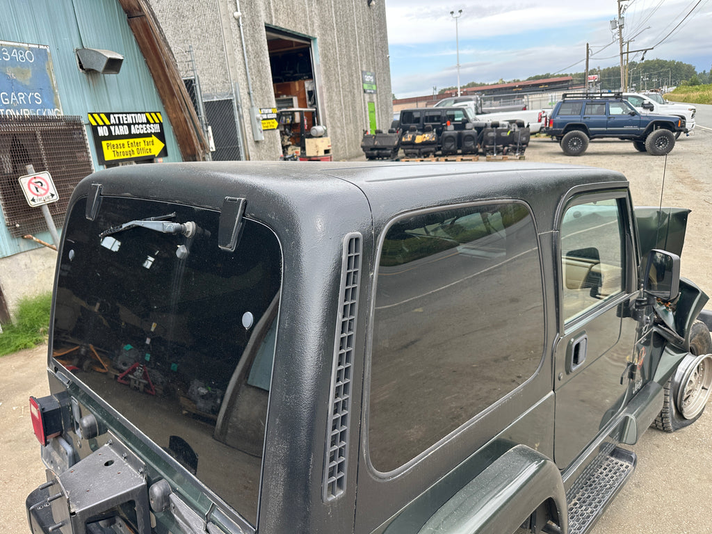 1998 Jeep Wrangler TJ 4.0 – J2531