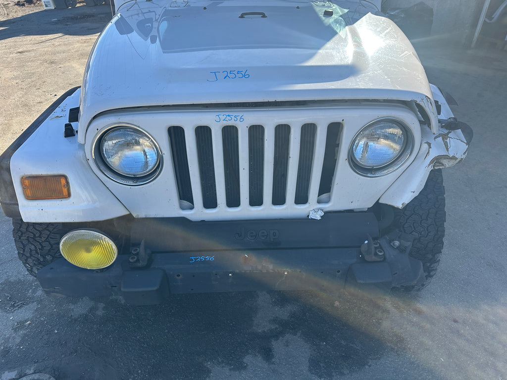 2002 Jeep Wrangler TJ – J2556
