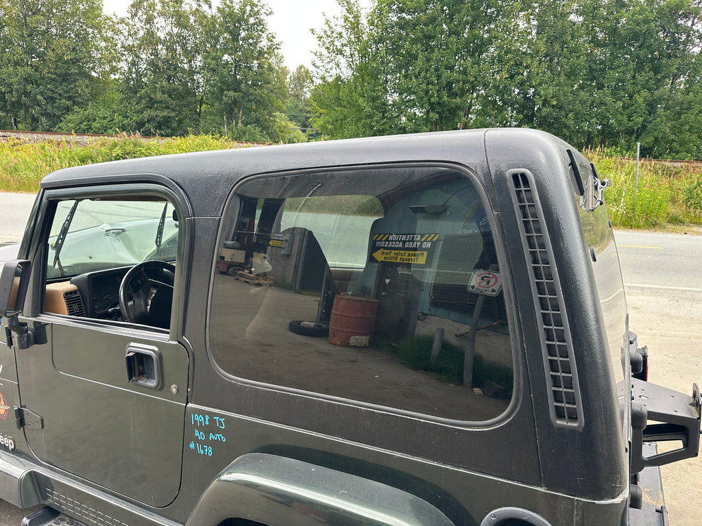 1998 Jeep Wrangler TJ 4.0 – J2531