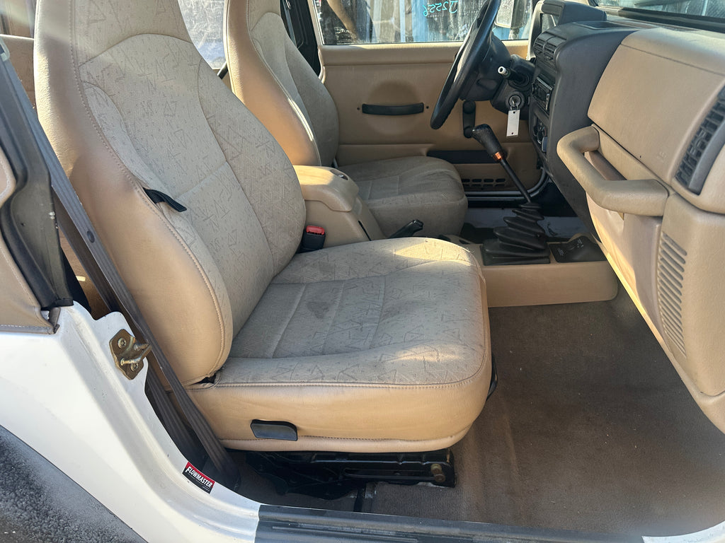 2002 Jeep Wrangler TJ – J2556