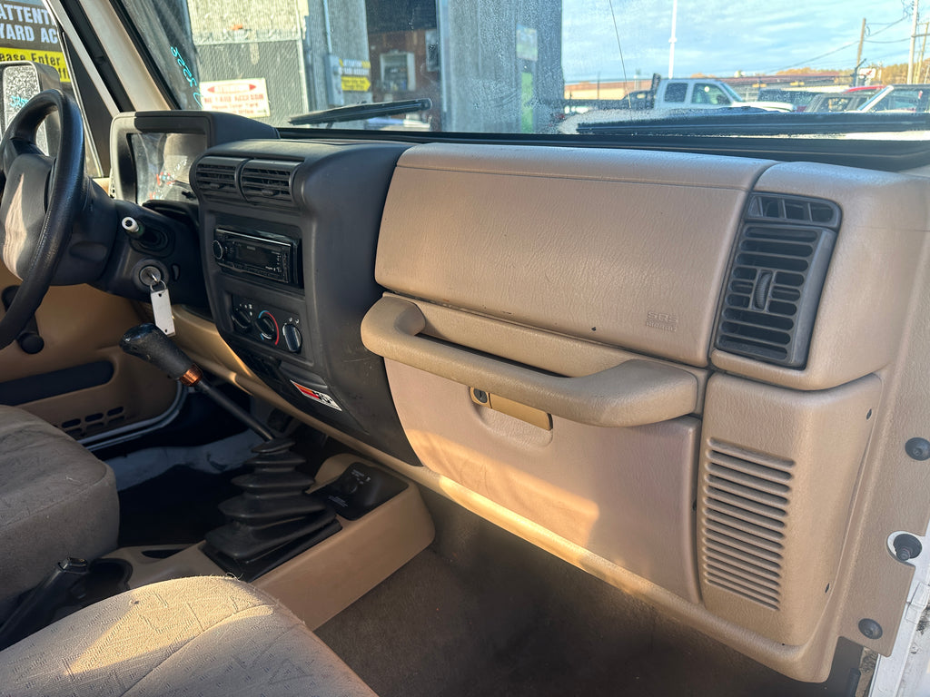 2002 Jeep Wrangler TJ – J2556