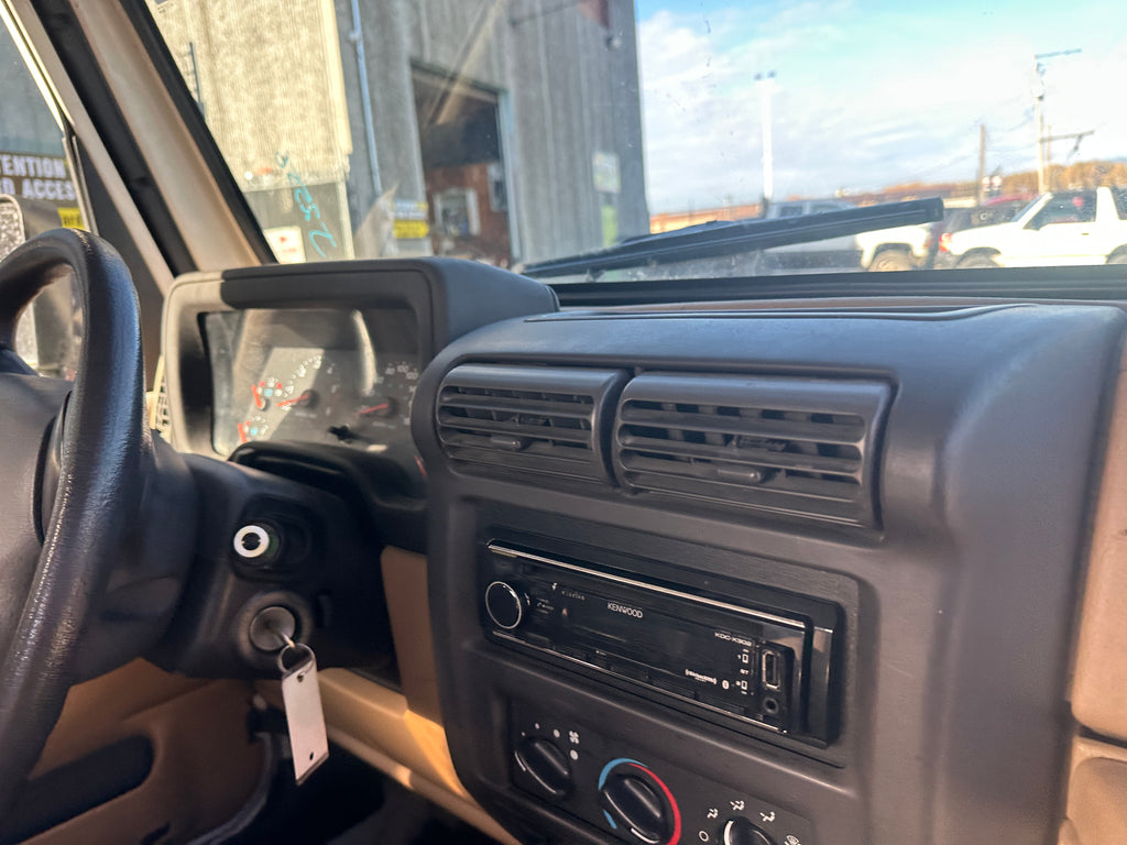 2002 Jeep Wrangler TJ – J2556