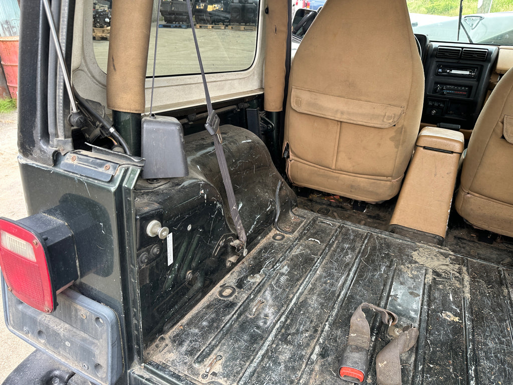 1998 Jeep Wrangler TJ 4.0 – J2531