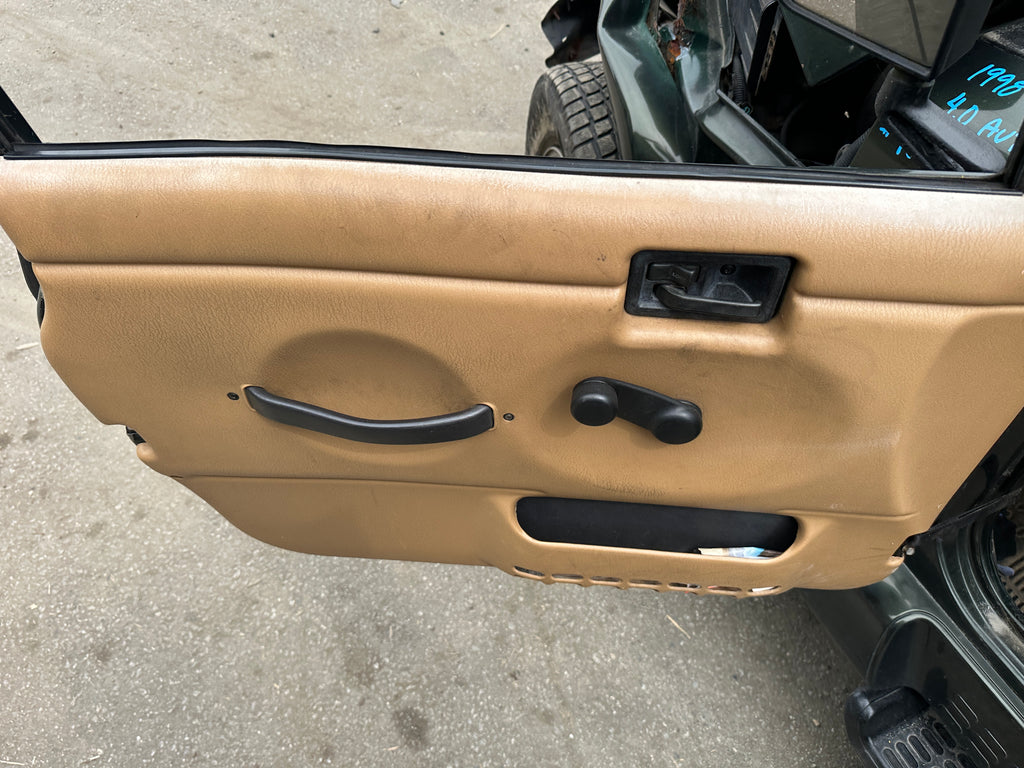 1998 Jeep Wrangler TJ 4.0 – J2531