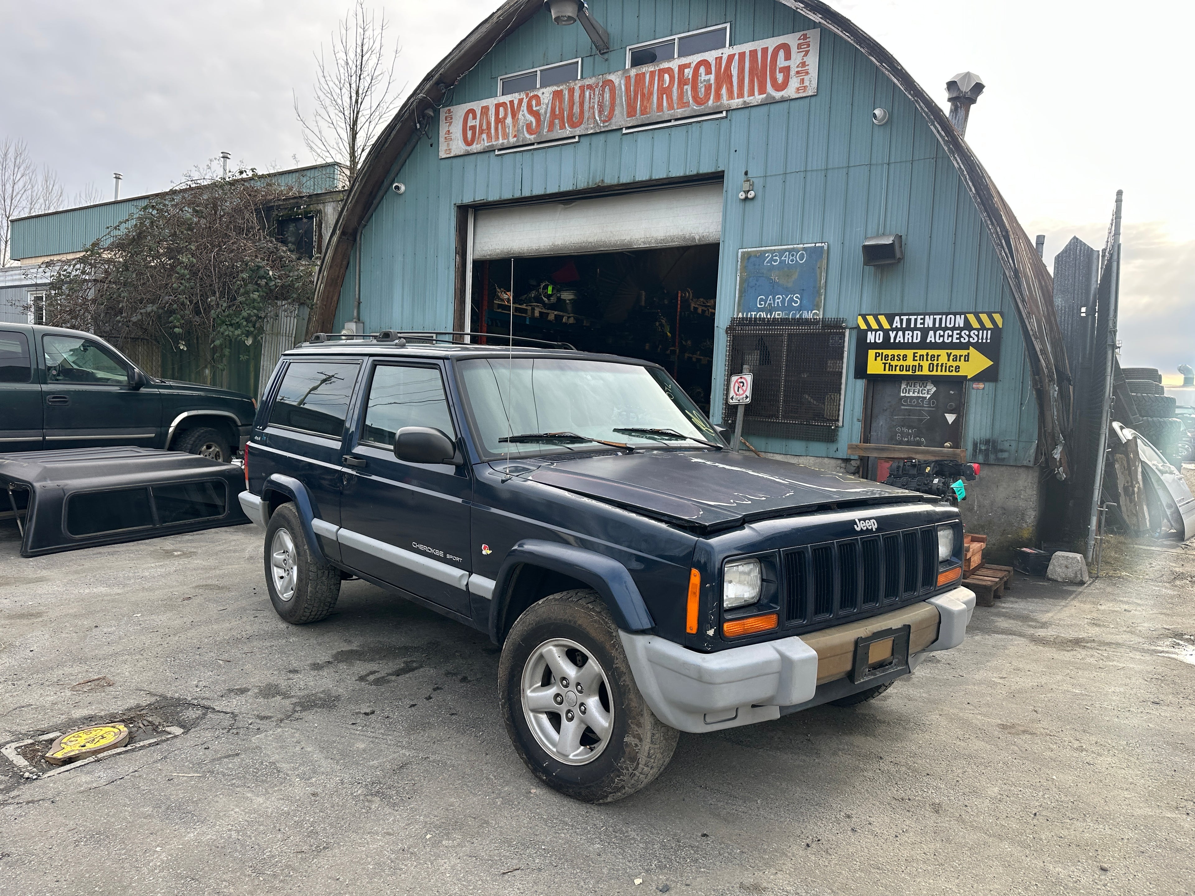 2000 Jeep Cherokee XJ 4.0 2dr – J2511