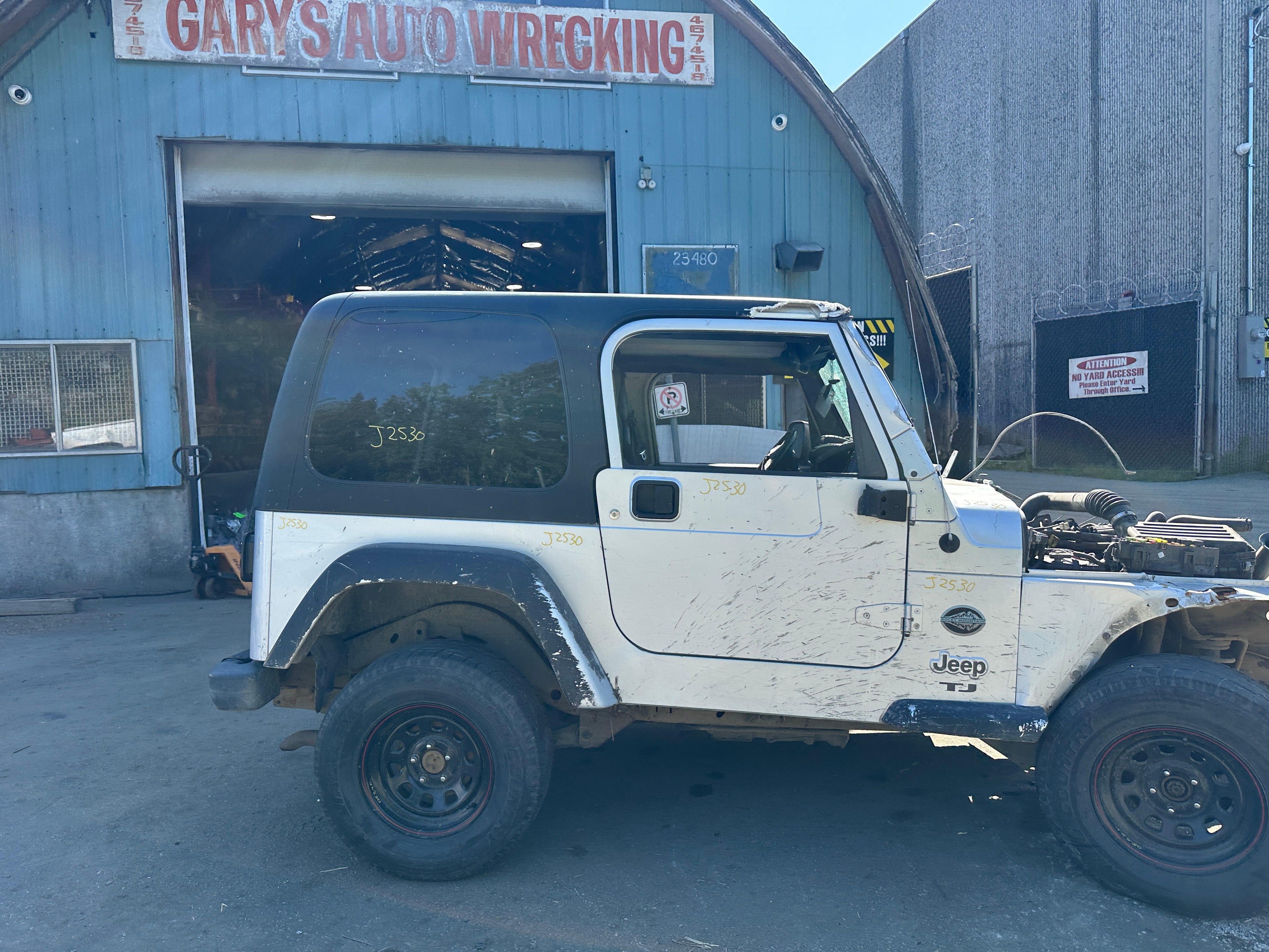 2003 Jeep Wrangler TJ 4.0 – J2530