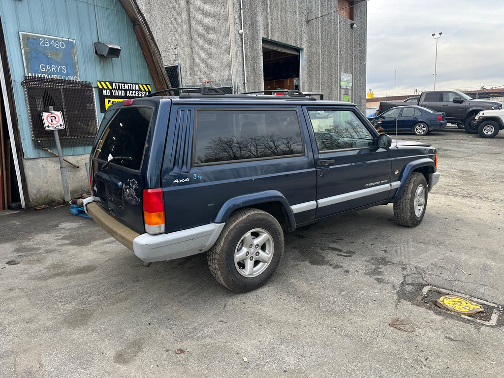 2000 Jeep Cherokee XJ 4.0 2dr – J2511