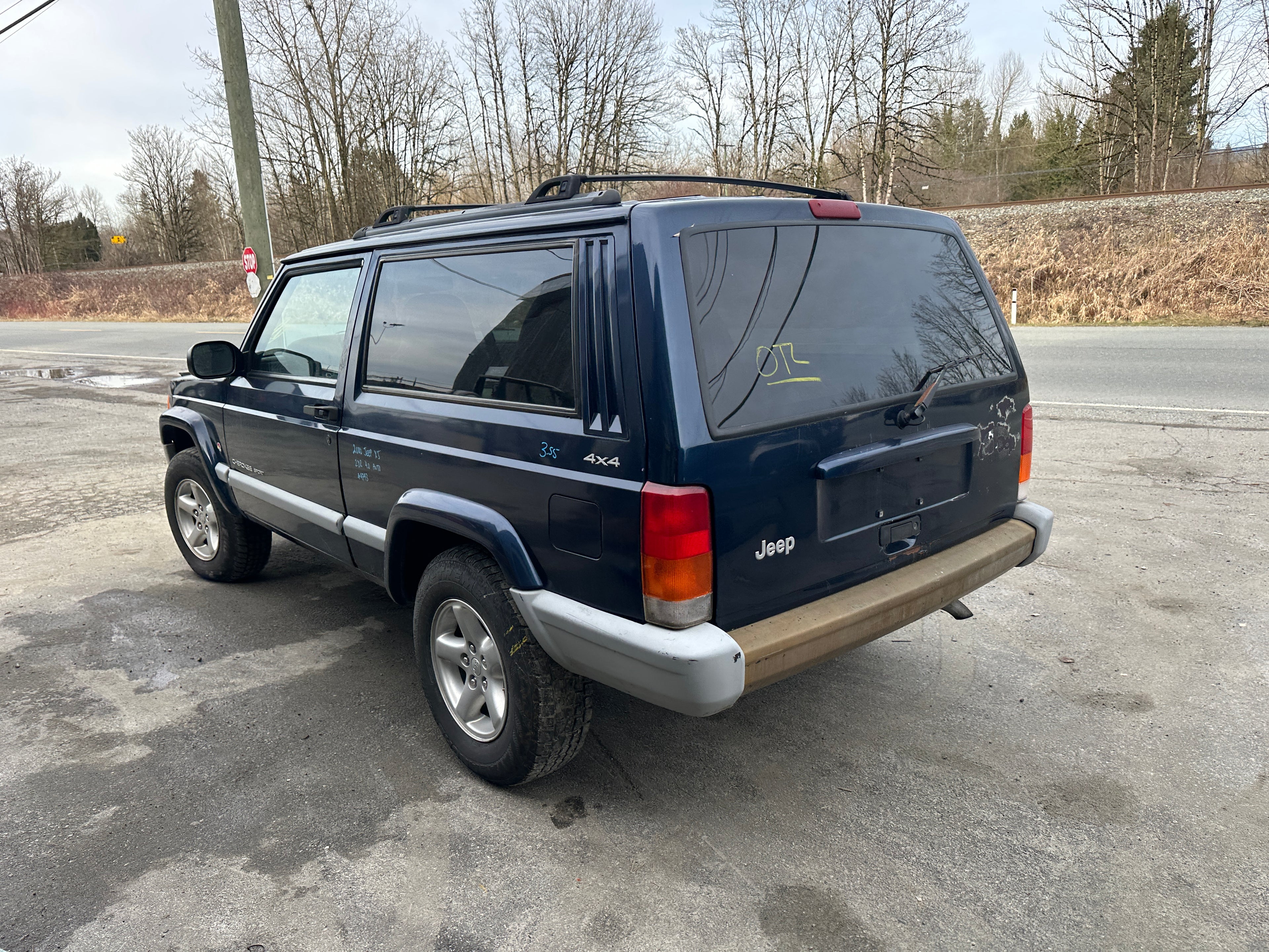 2000 Jeep Cherokee XJ 4.0 2dr – J2511