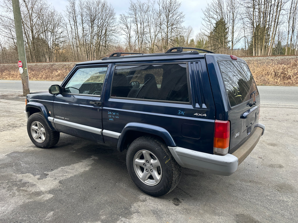 2000 Jeep Cherokee XJ 4.0 2dr – J2511