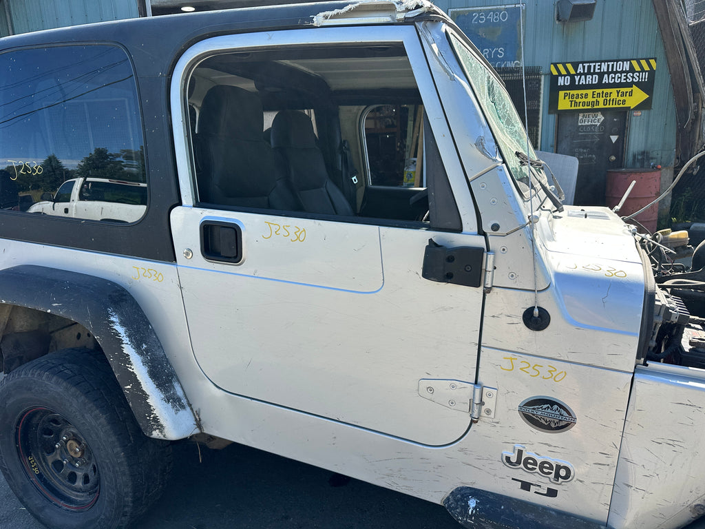 2003 Jeep Wrangler TJ 4.0 – J2530