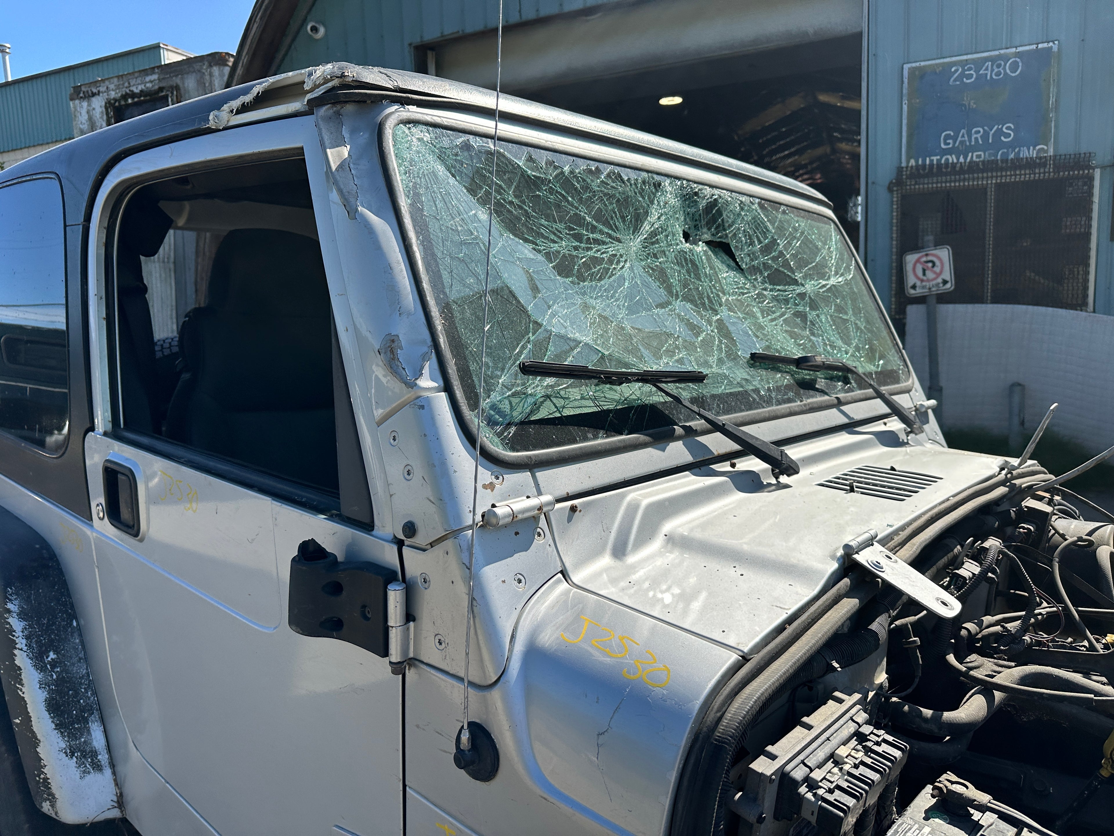 2003 Jeep Wrangler TJ 4.0 – J2530