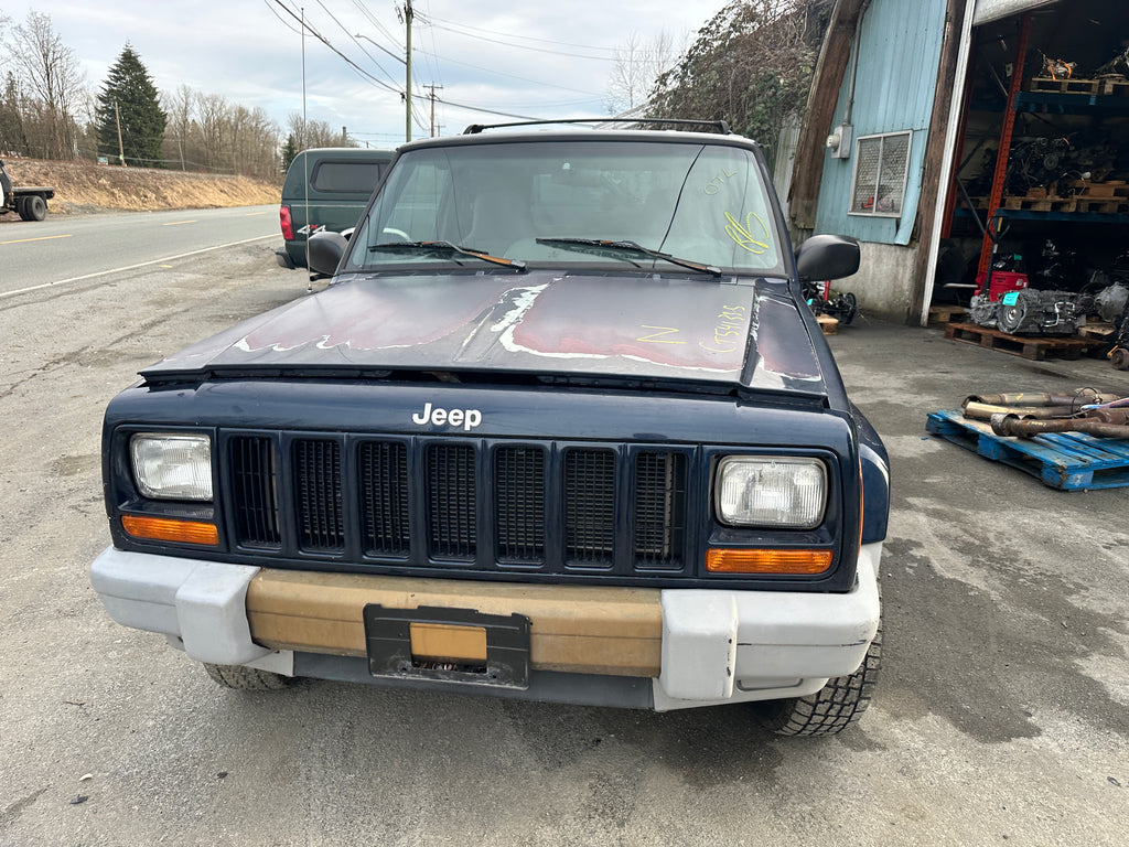 2000 Jeep Cherokee XJ 4.0 2dr – J2511
