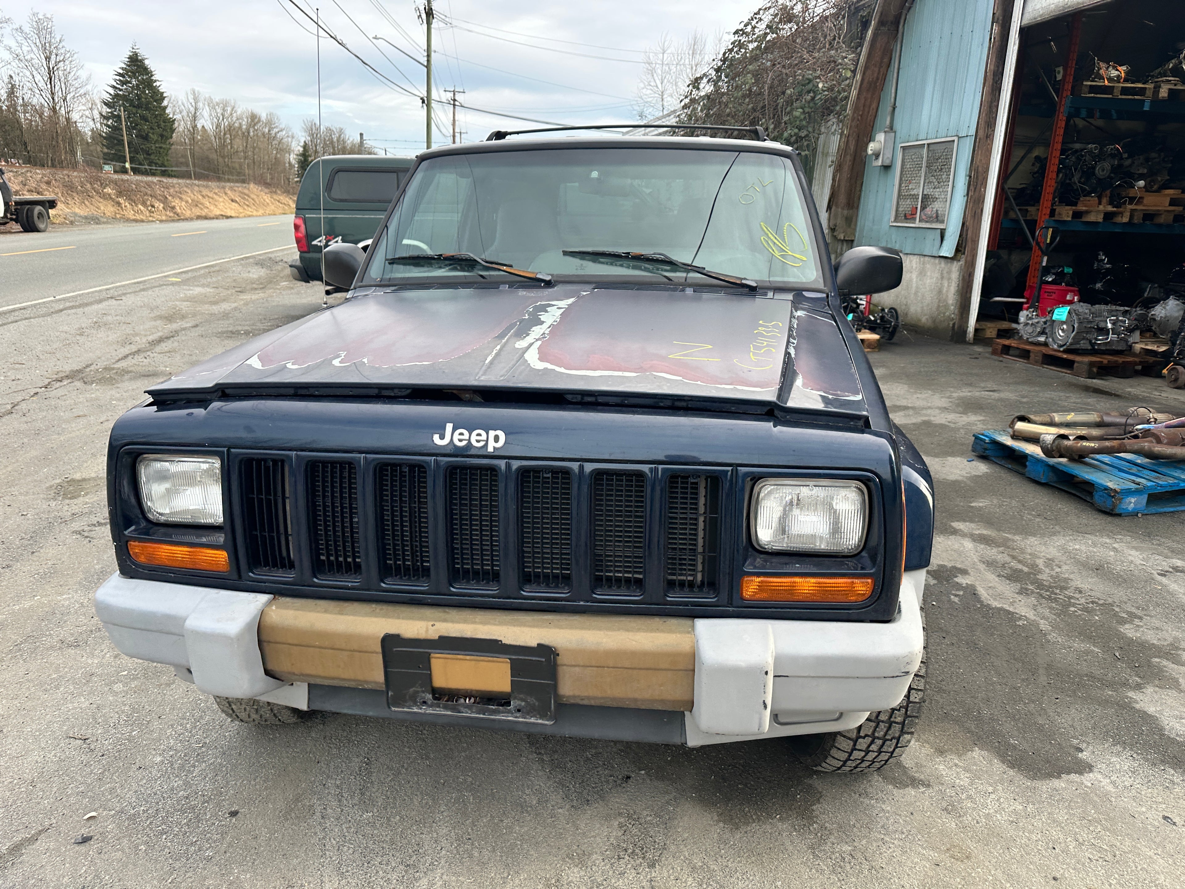 2000 Jeep Cherokee XJ 4.0 2dr – J2511