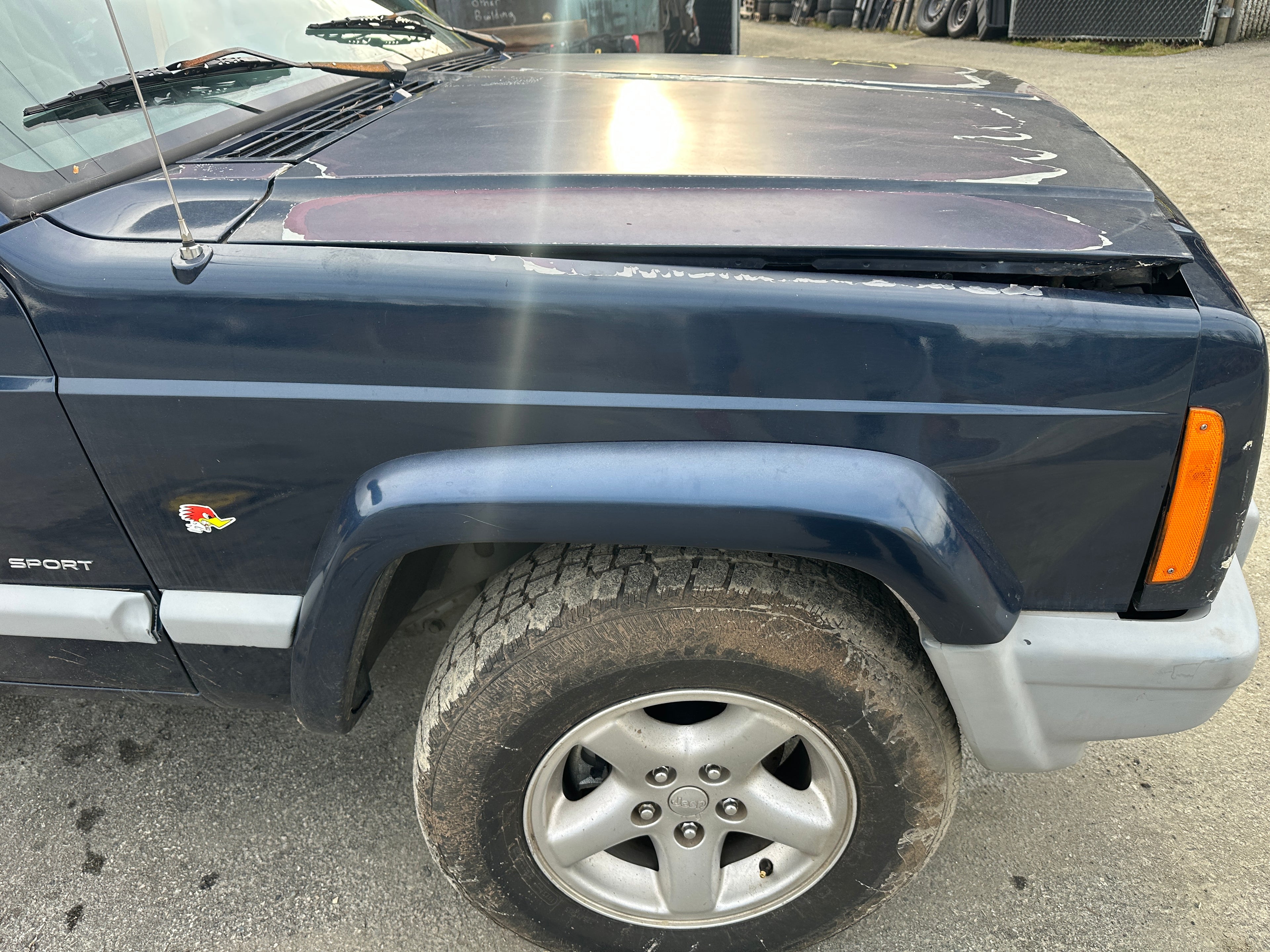 2000 Jeep Cherokee XJ 4.0 2dr – J2511