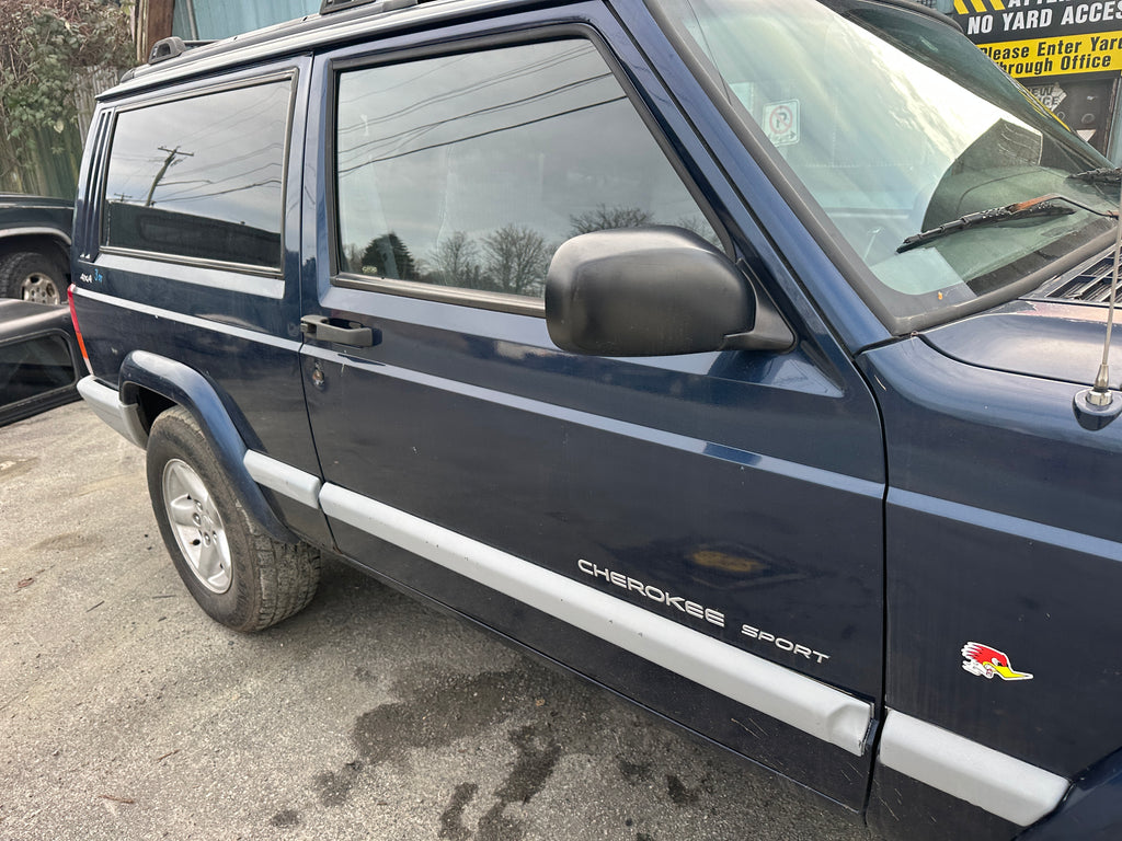 2000 Jeep Cherokee XJ 4.0 2dr – J2511