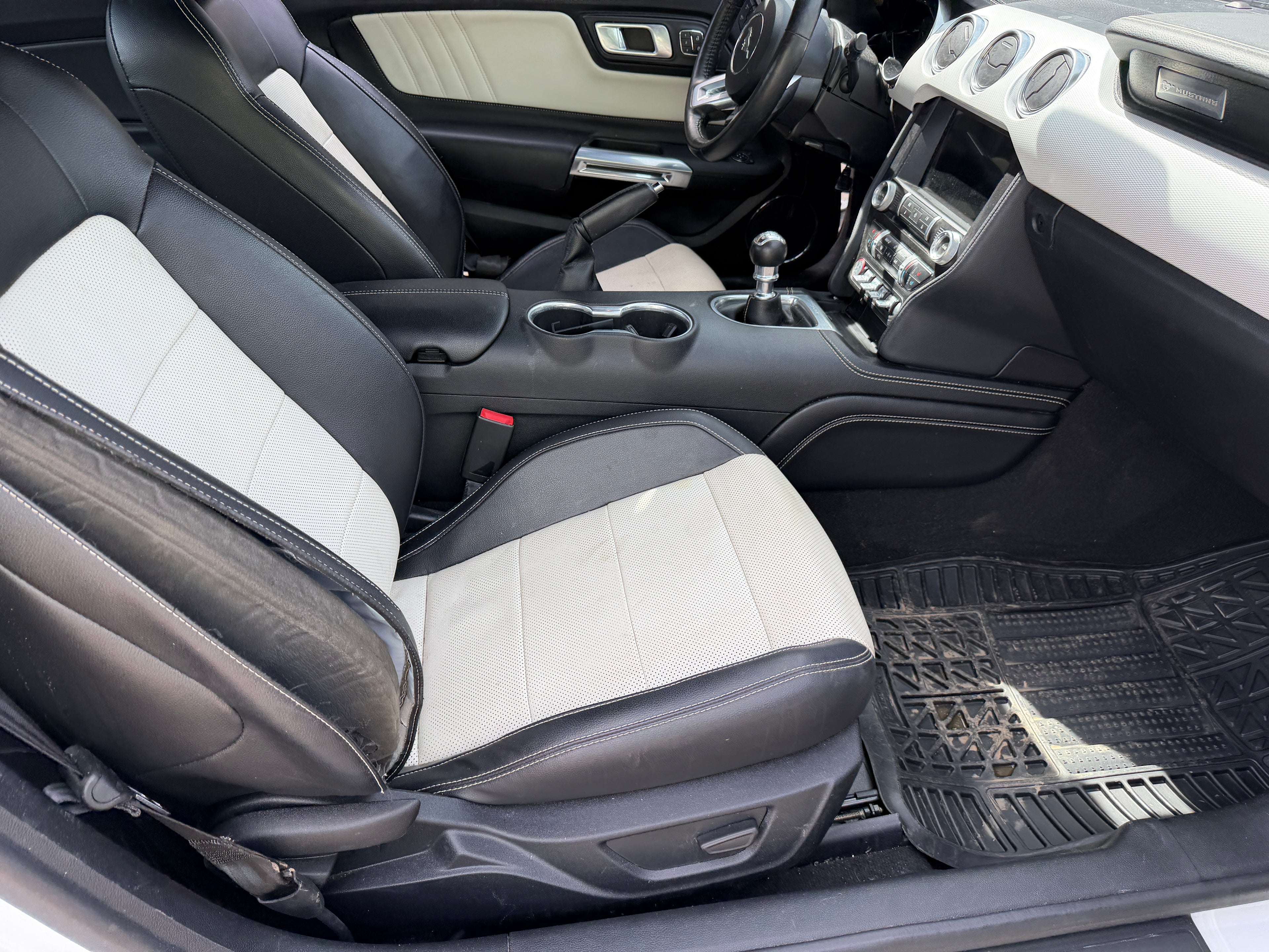2022 Ford Mustang GT 5.0 – F2606