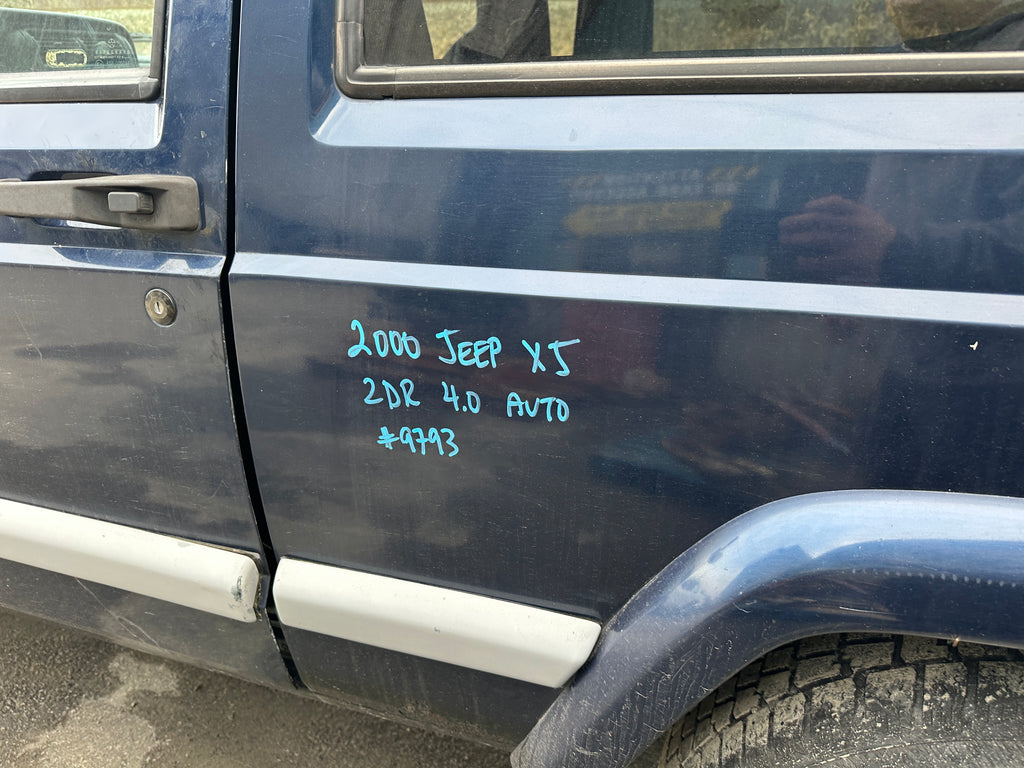 2000 Jeep Cherokee XJ 4.0 2dr – J2511