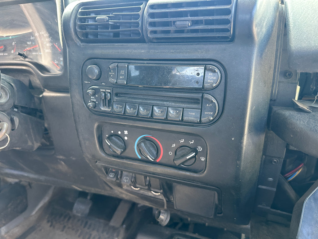 2003 Jeep Wrangler TJ 4.0 – J2530
