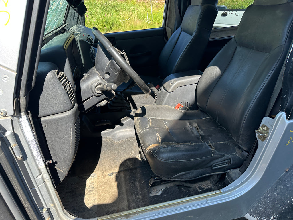 2003 Jeep Wrangler TJ 4.0 – J2530