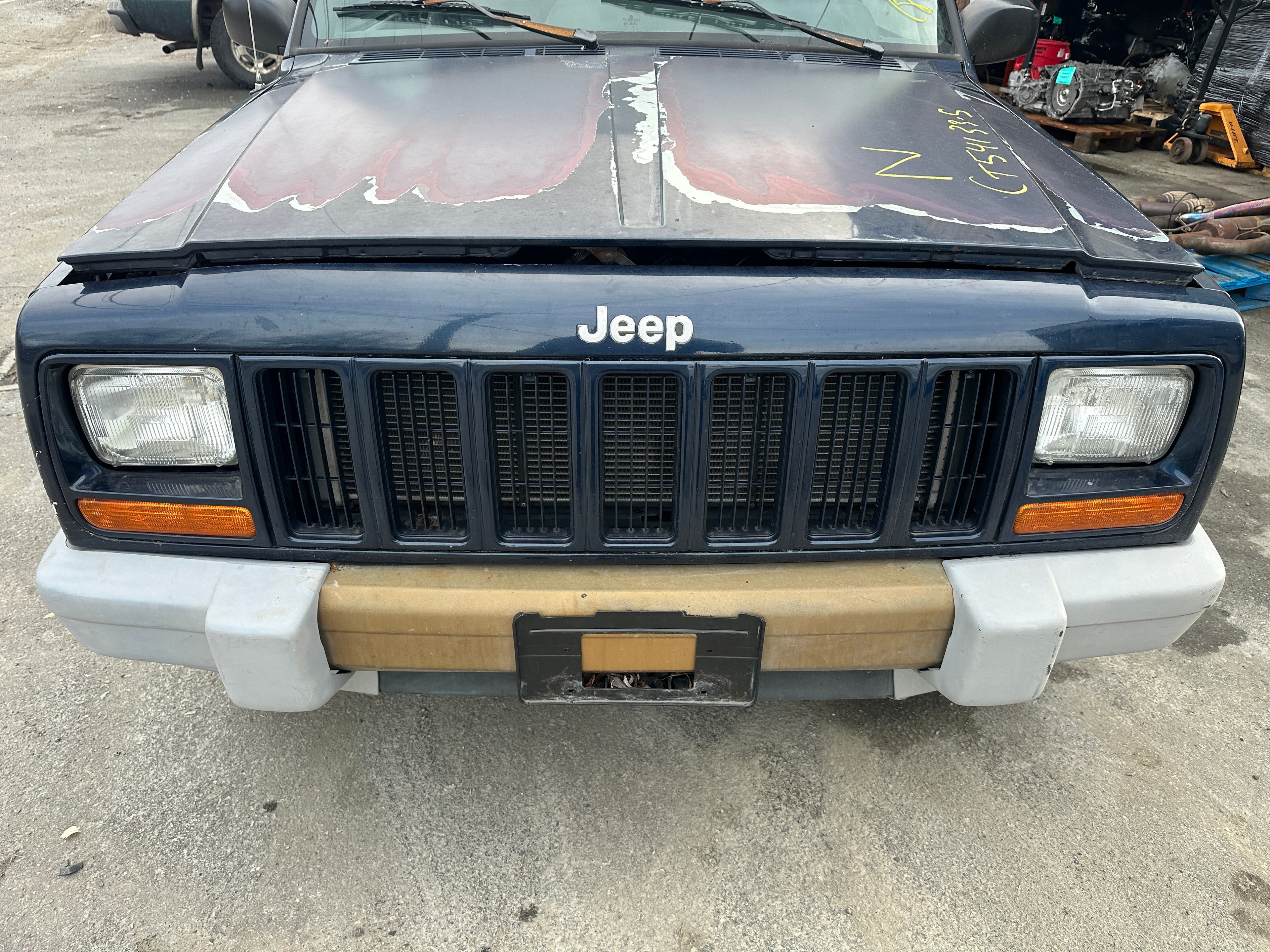 2000 Jeep Cherokee XJ 4.0 2dr – J2511