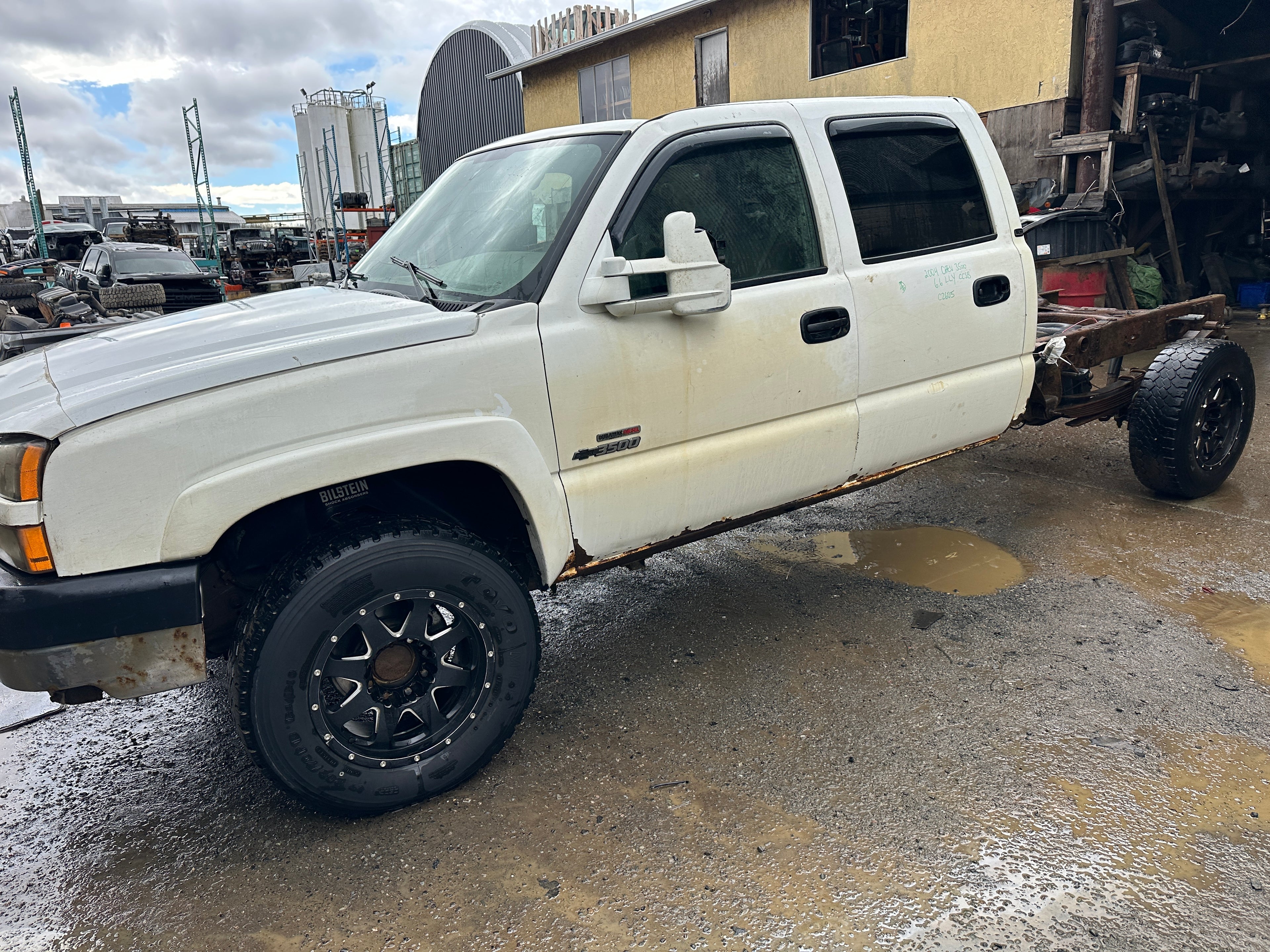 2004 Chevrolet Silverado K3500 6.6 LLY Duramax – C2605