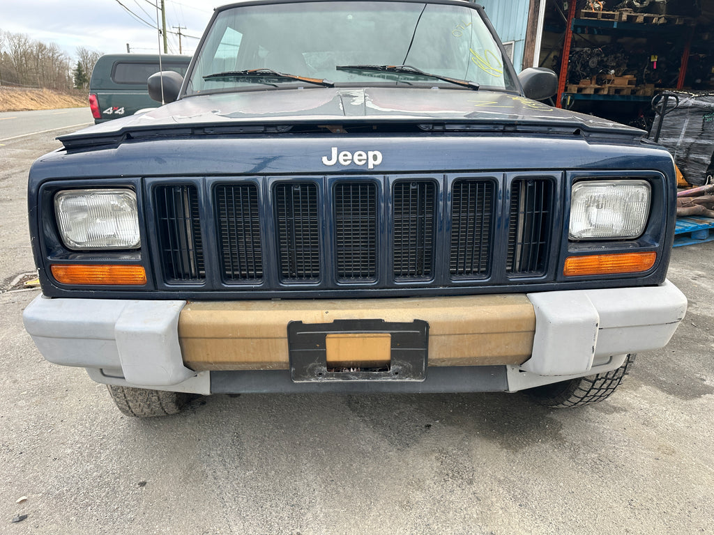 2000 Jeep Cherokee XJ 4.0 2dr – J2511