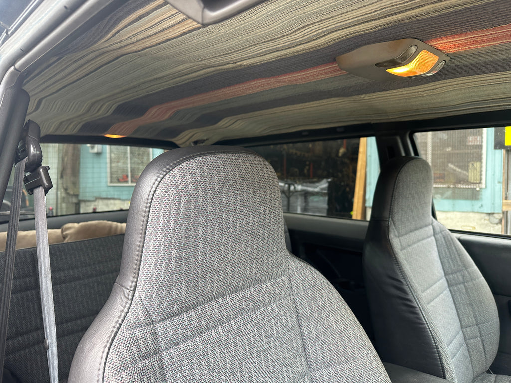 2000 Jeep Cherokee XJ 4.0 2dr – J2511