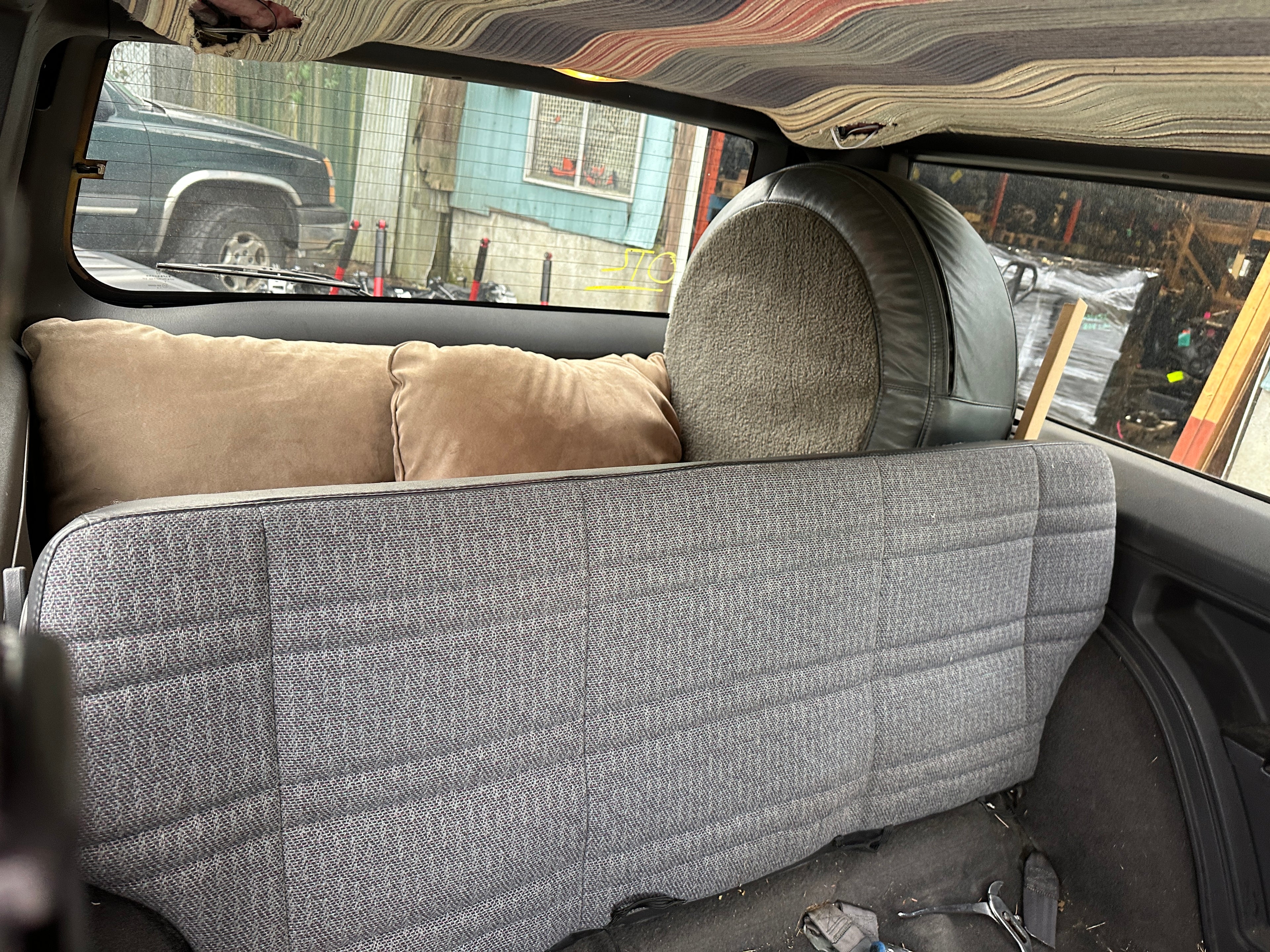 2000 Jeep Cherokee XJ 4.0 2dr – J2511