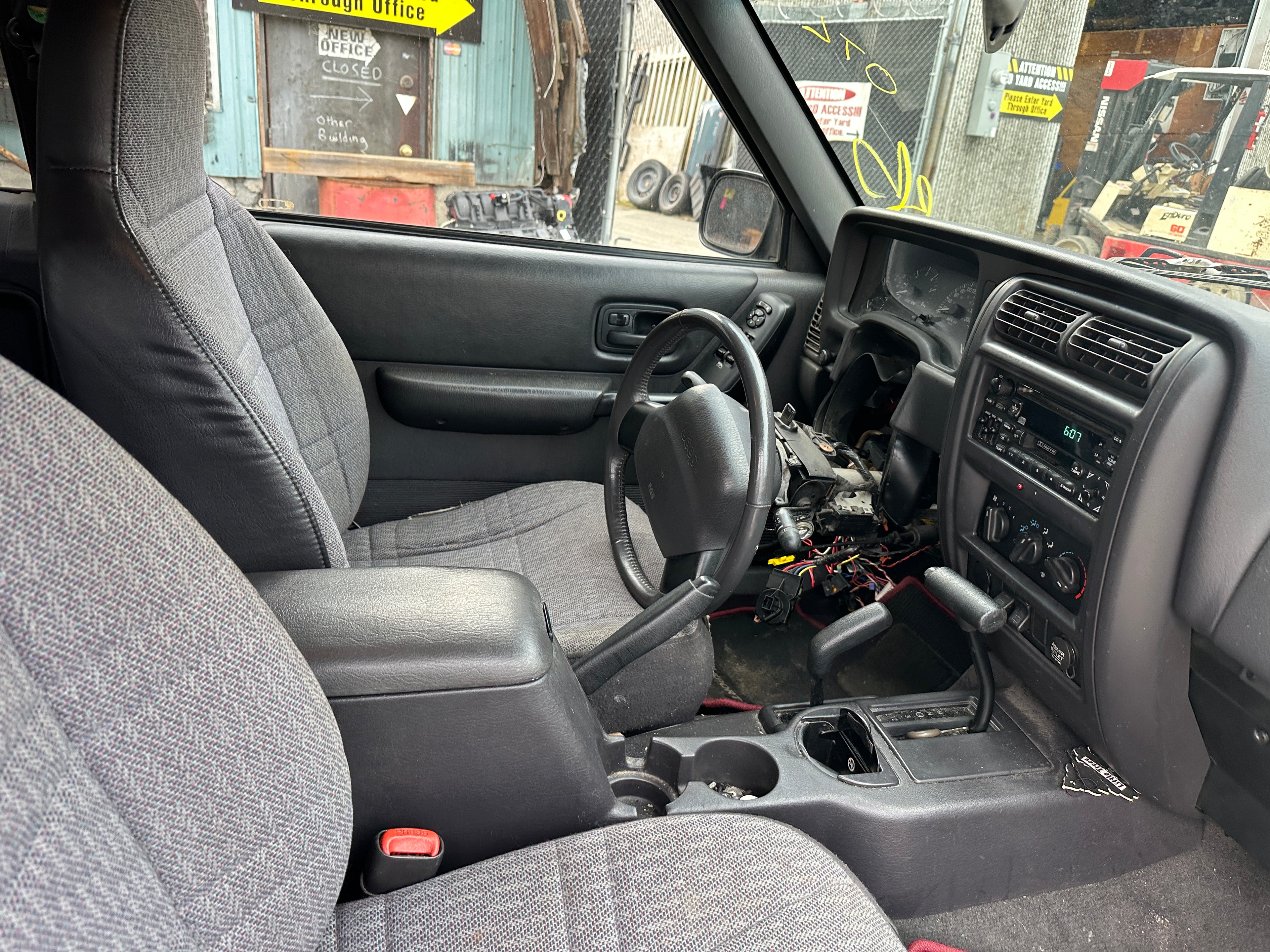 2000 Jeep Cherokee XJ 4.0 2dr – J2511