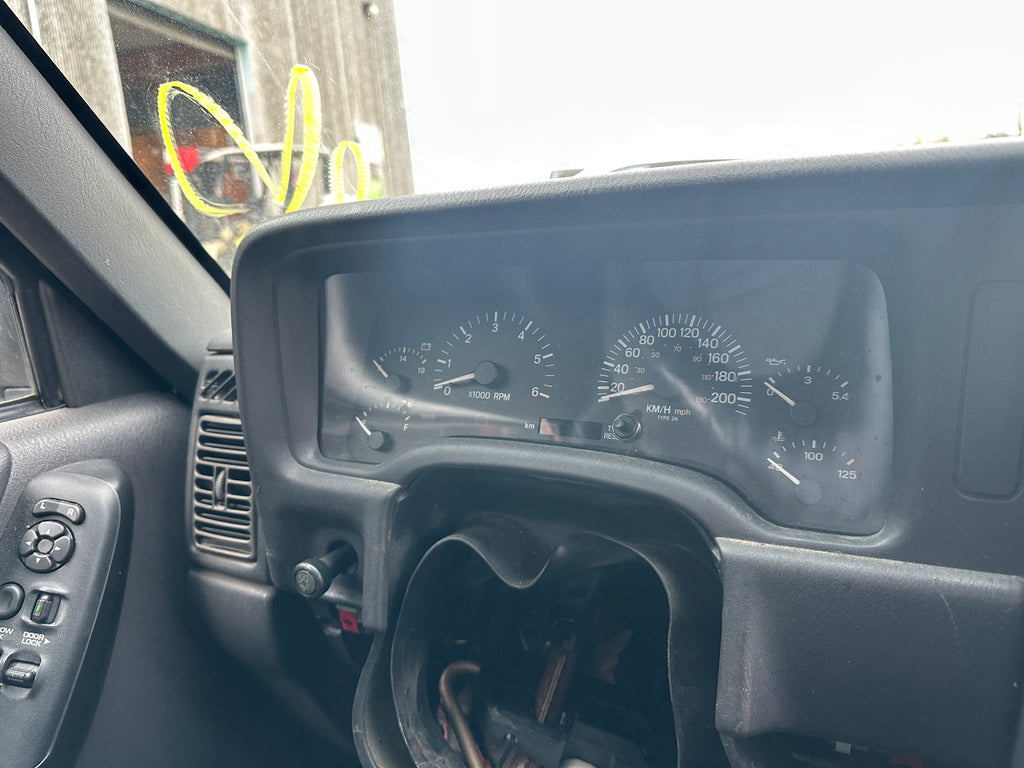 2000 Jeep Cherokee XJ 4.0 2dr – J2511