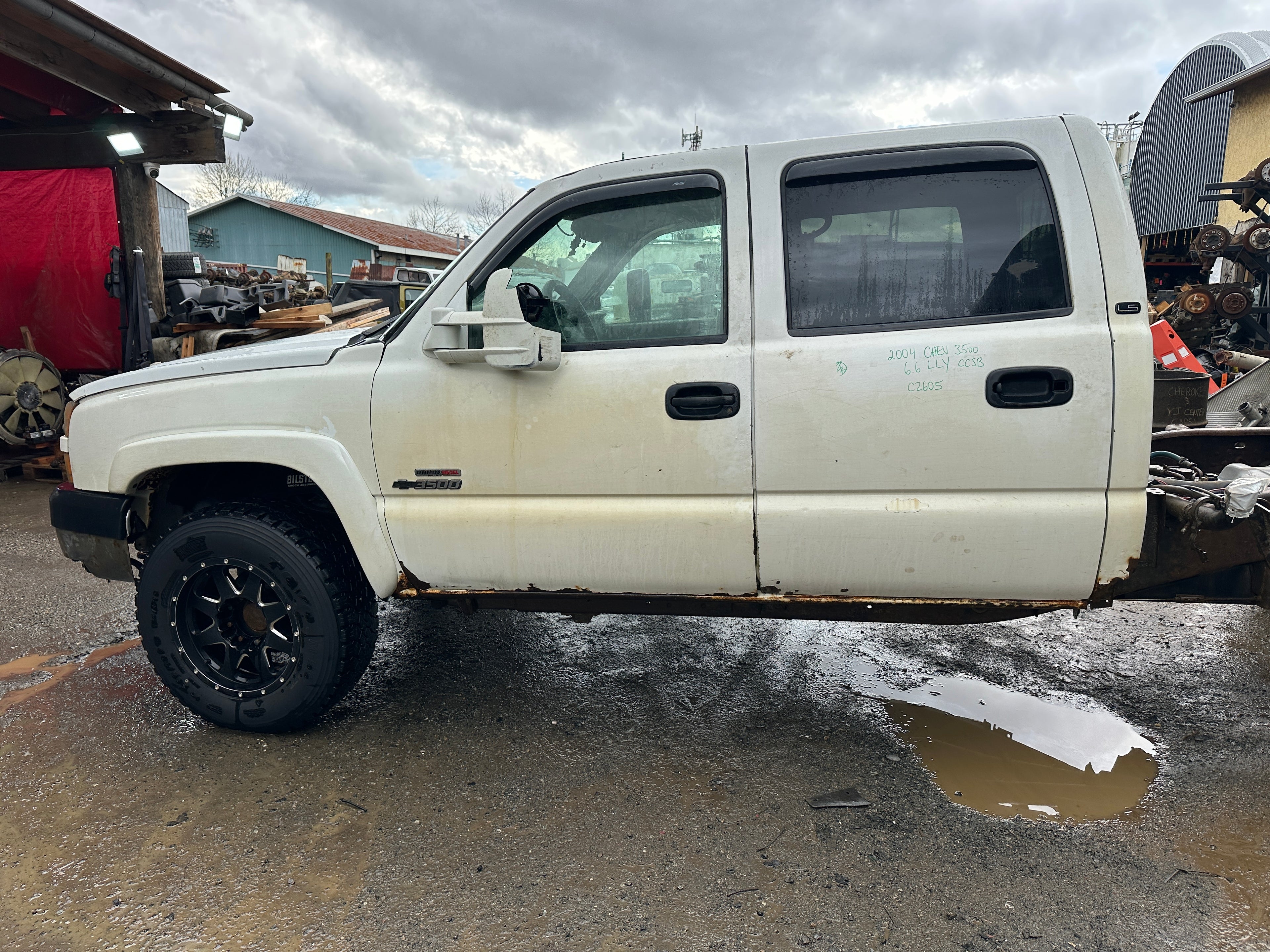 2004 Chevrolet Silverado K3500 6.6 LLY Duramax – C2605