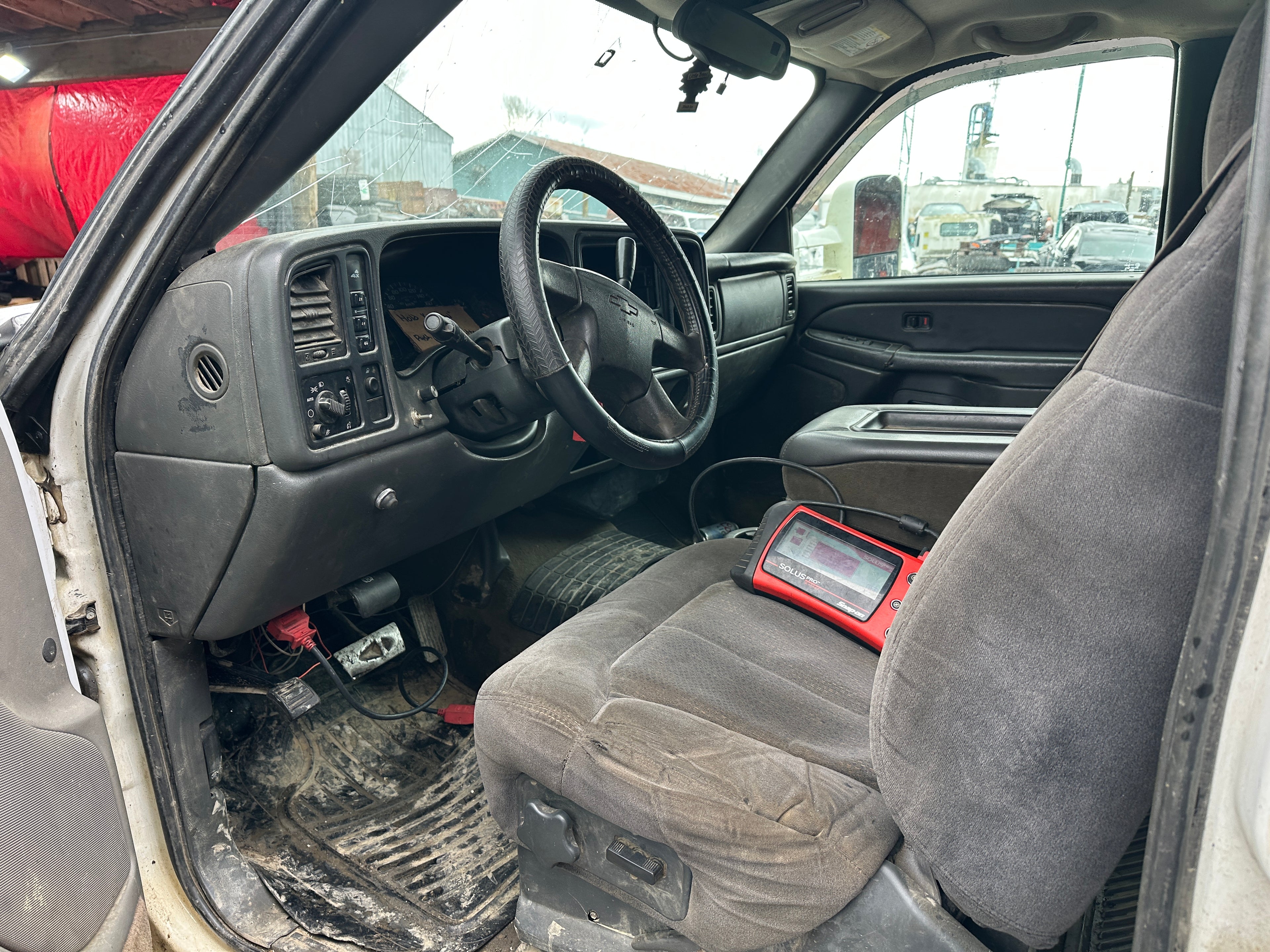 2004 Chevrolet Silverado K3500 6.6 LLY Duramax – C2605