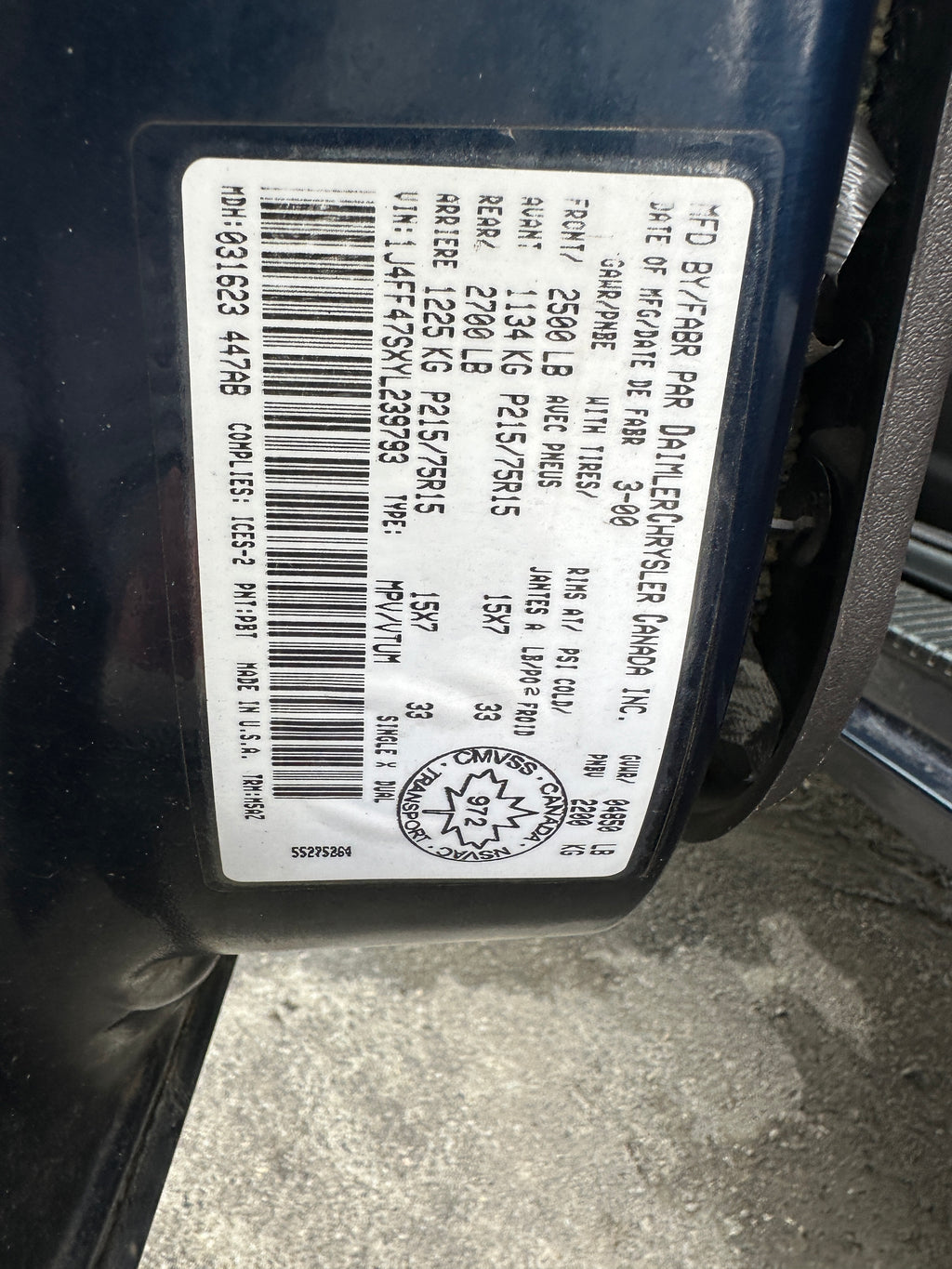 2000 Jeep Cherokee XJ 4.0 2dr – J2511