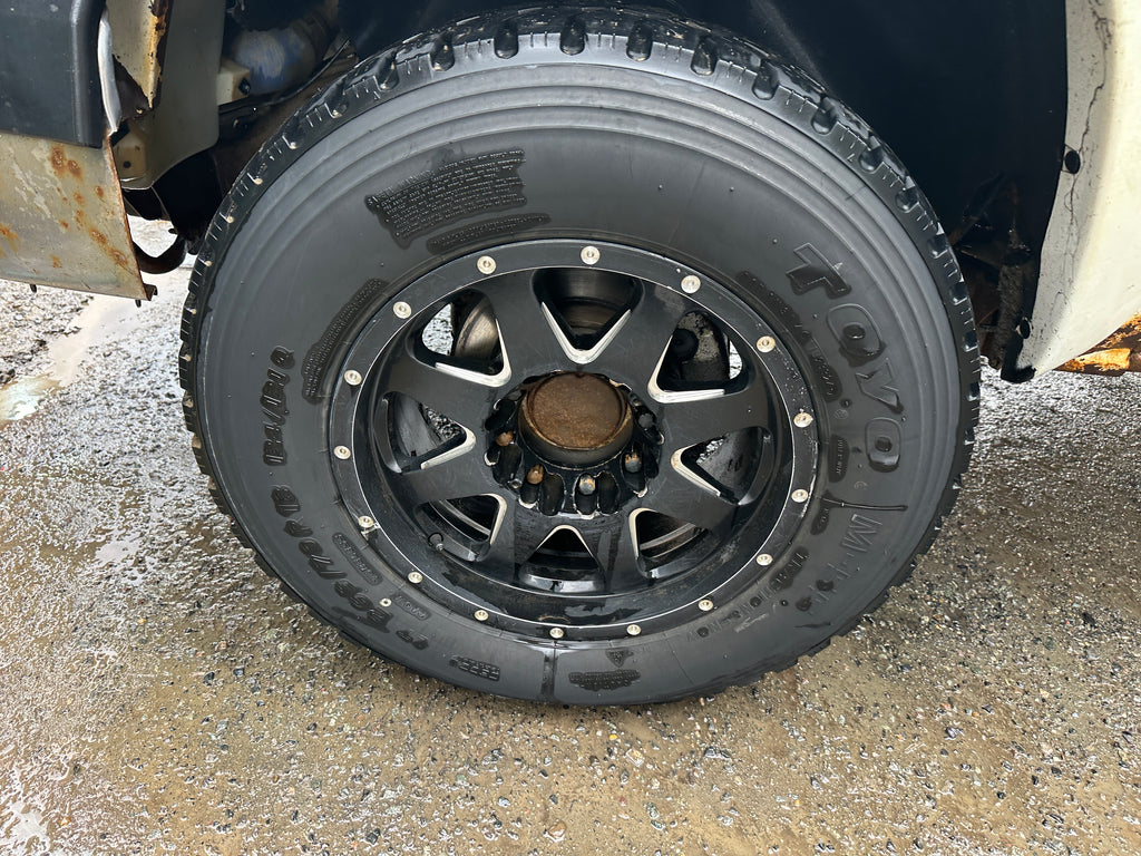 2004 Chevrolet Silverado K3500 6.6 LLY Duramax – C2605