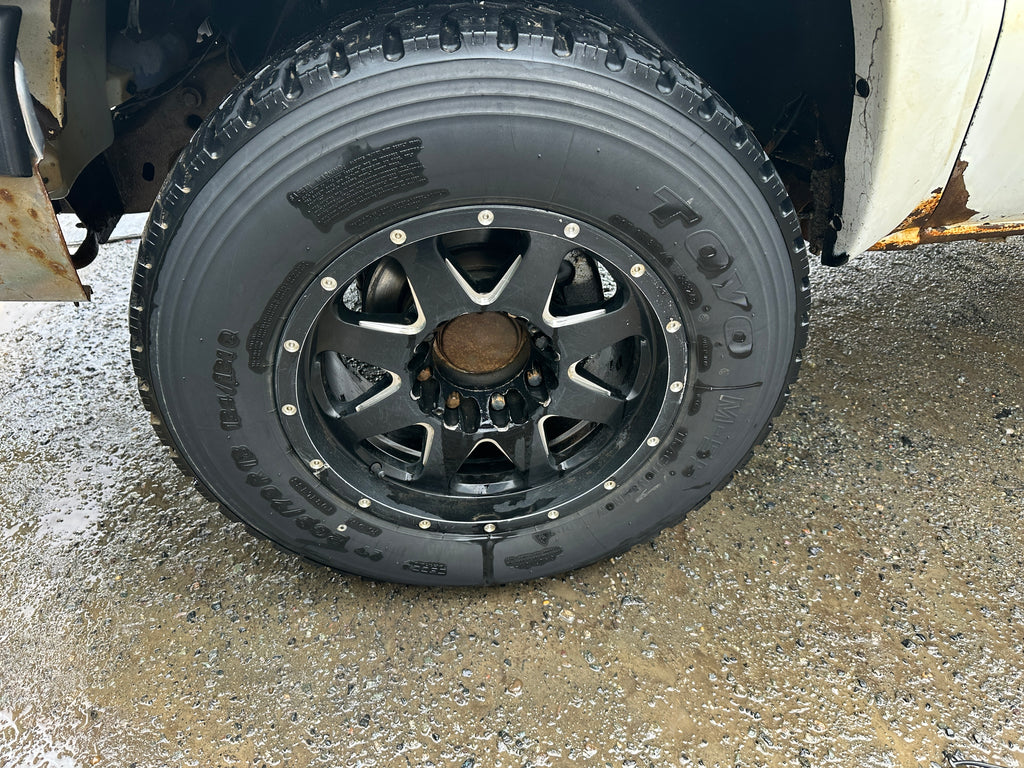 2004 Chevrolet Silverado K3500 6.6 LLY Duramax – C2605