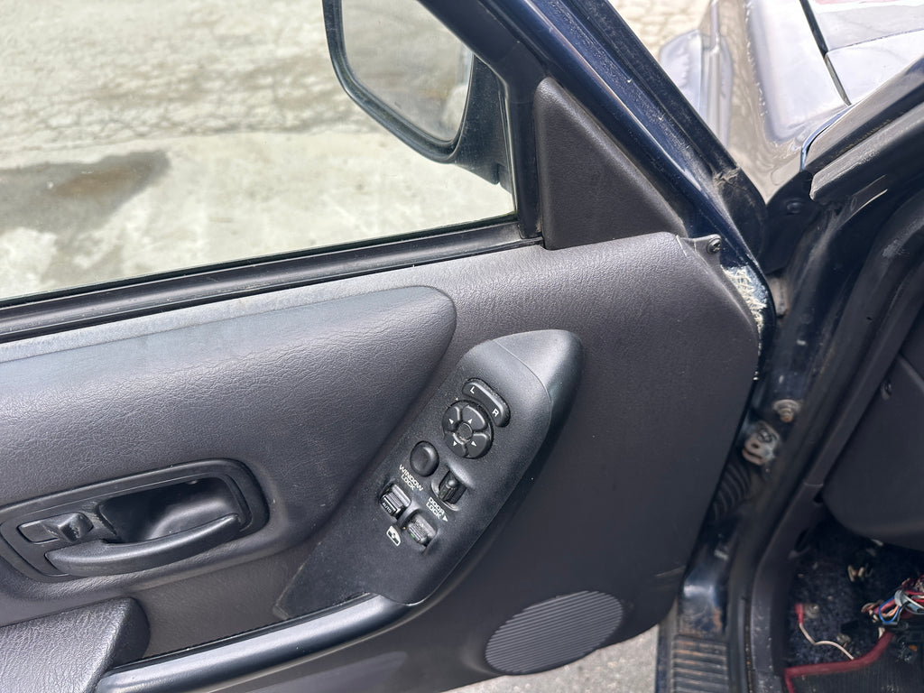 2000 Jeep Cherokee XJ 4.0 2dr – J2511