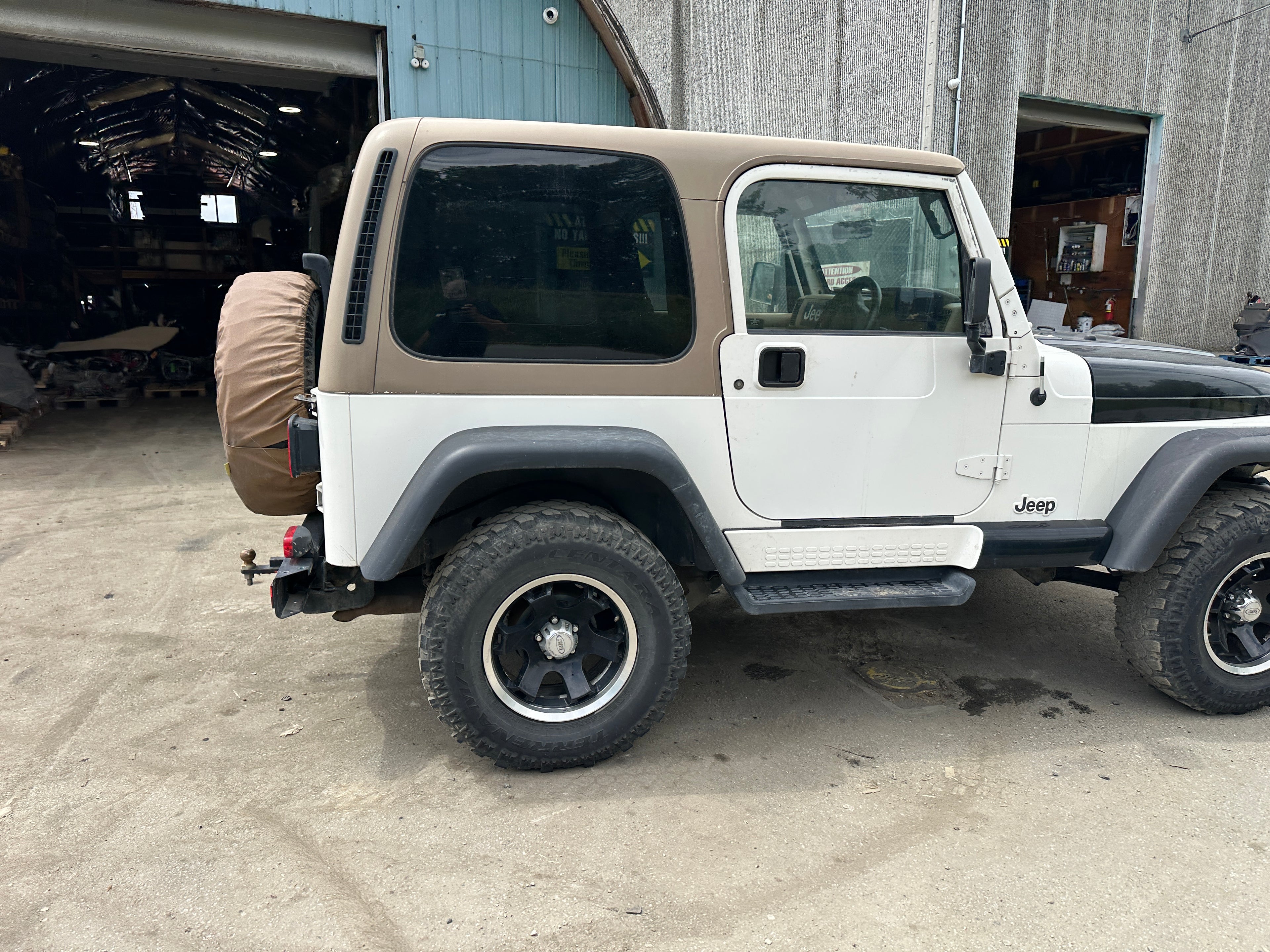 2002 Jeep Wrangler TJ RHD 4.0 – J2532