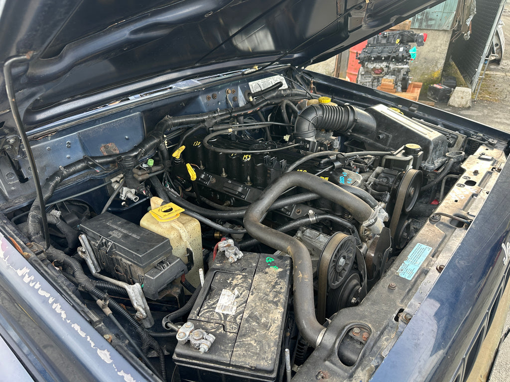 2000 Jeep Cherokee XJ 4.0 2dr – J2511