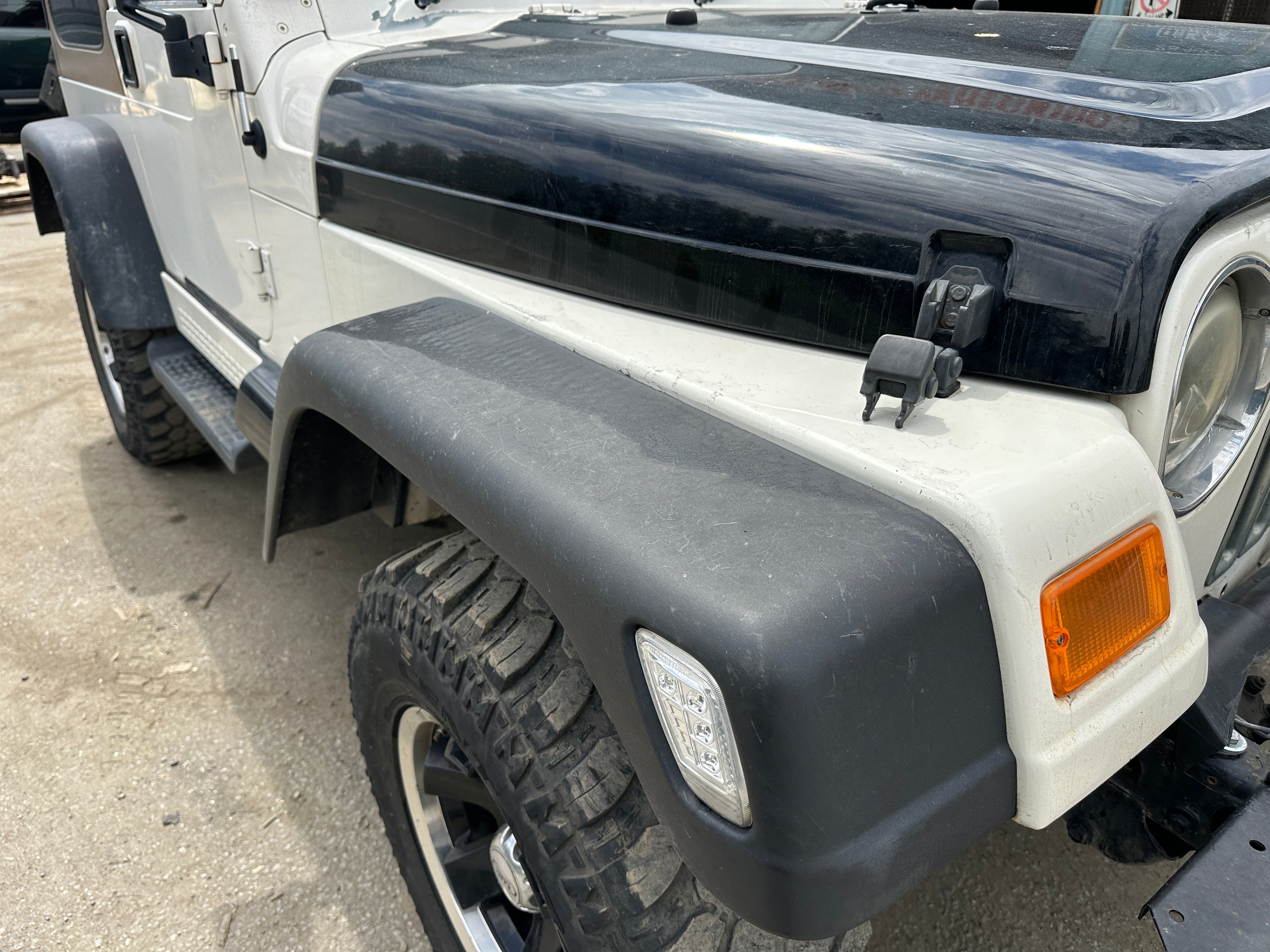 2002 Jeep Wrangler TJ RHD 4.0 – J2532