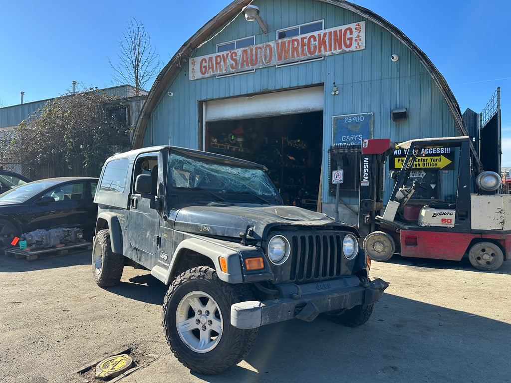 2004 Jeep Wrangler LJ – J2512