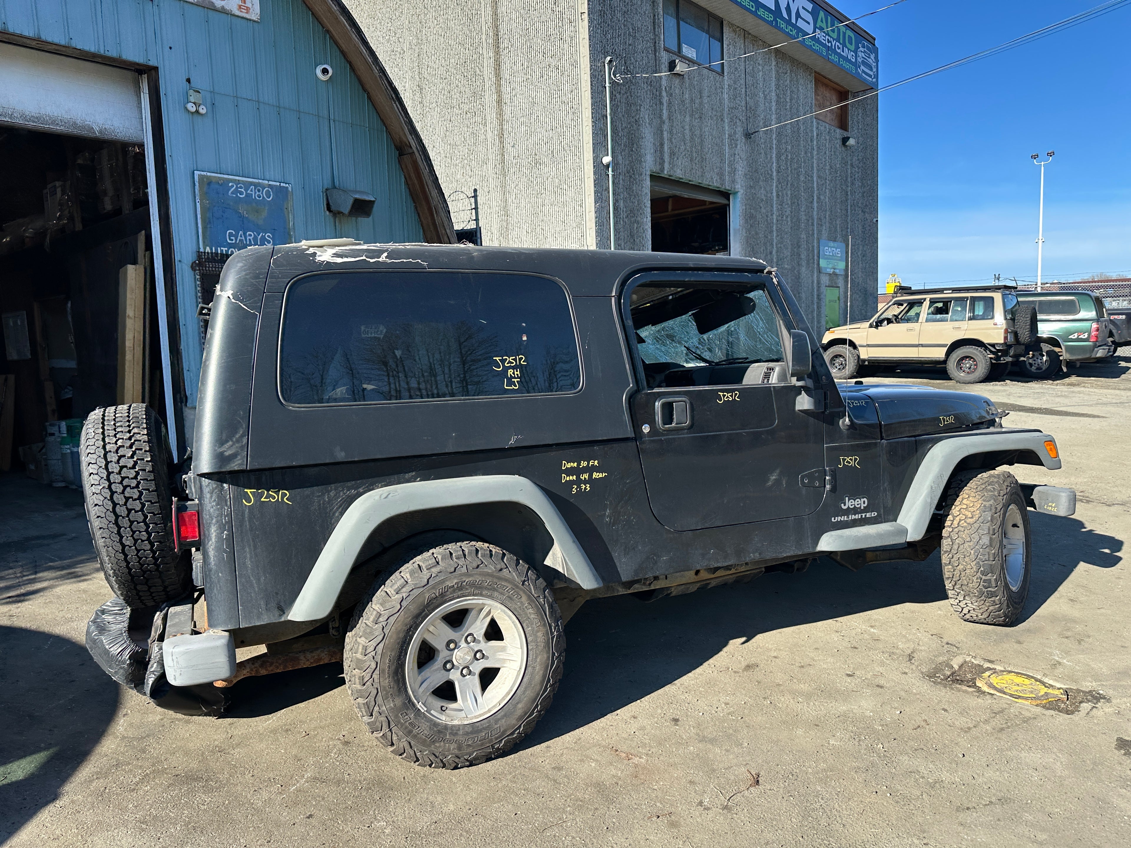 2004 Jeep Wrangler LJ – J2512