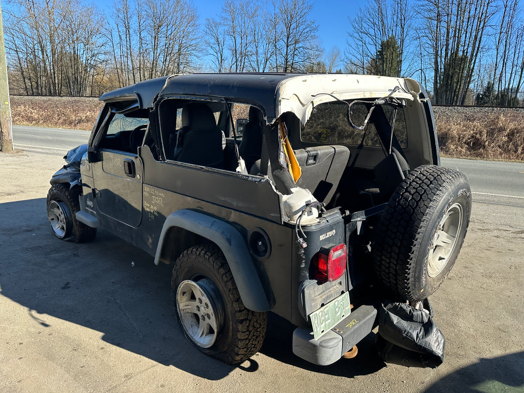 2004 Jeep Wrangler LJ – J2512