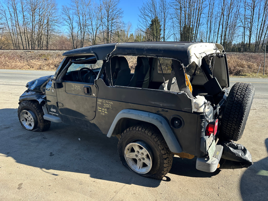 2004 Jeep Wrangler LJ – J2512